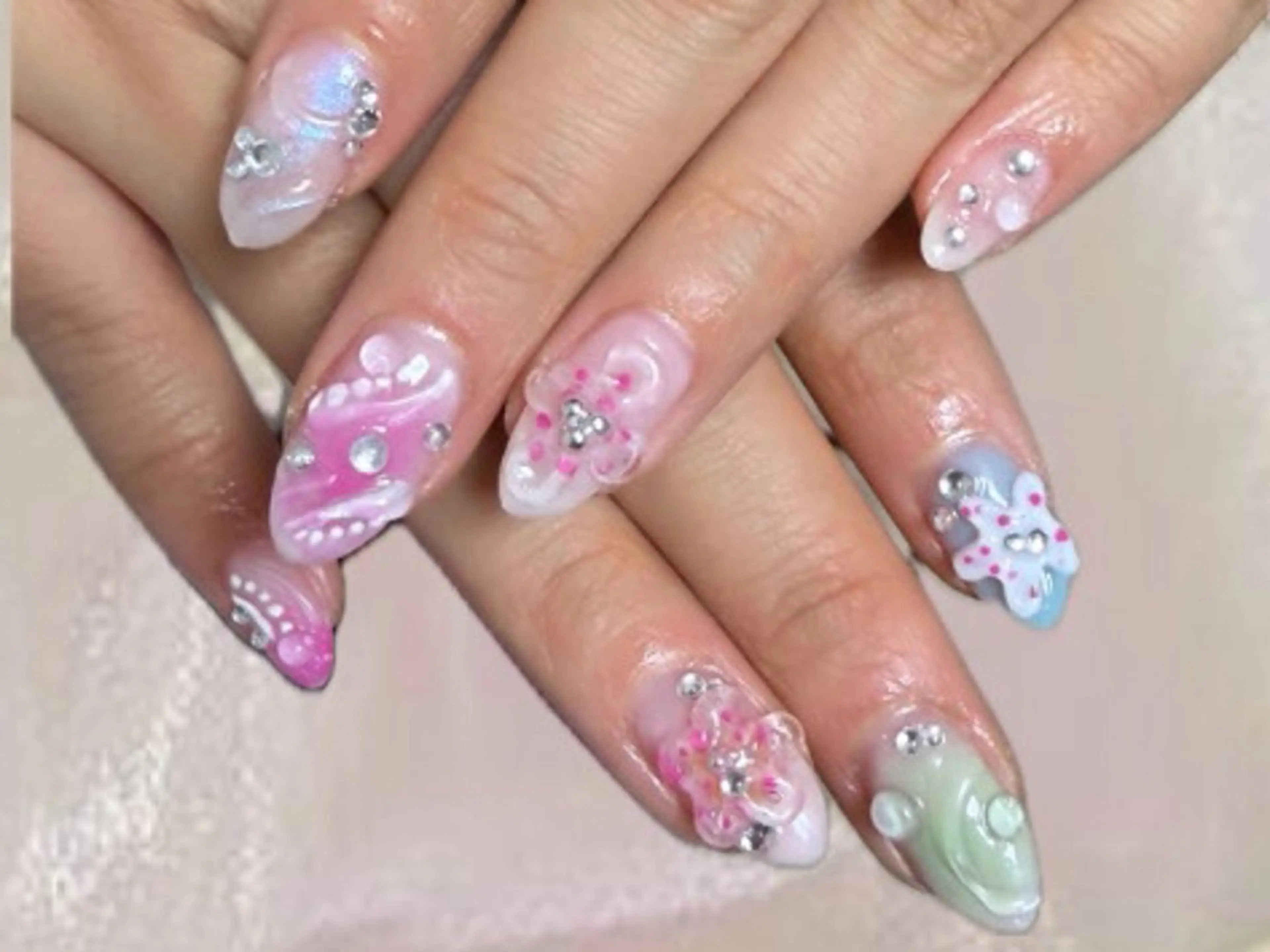 ネイル ハンドネイル AMATERAS所属・AMATERAS 💅💖AKINAのネイルデザイン