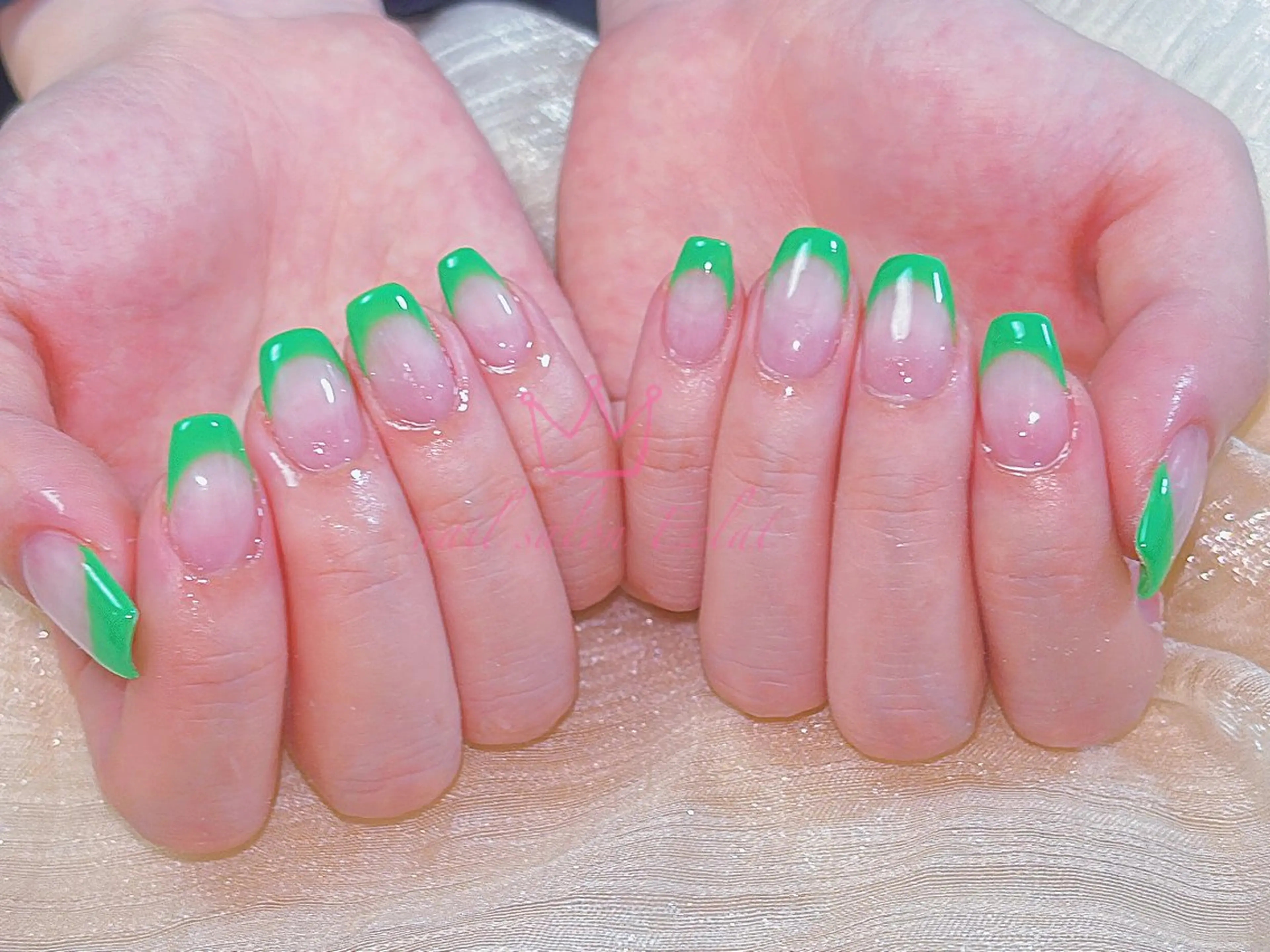 ネイル ネイルサロンエクラ 🫧Shizukaのネイルデザイン