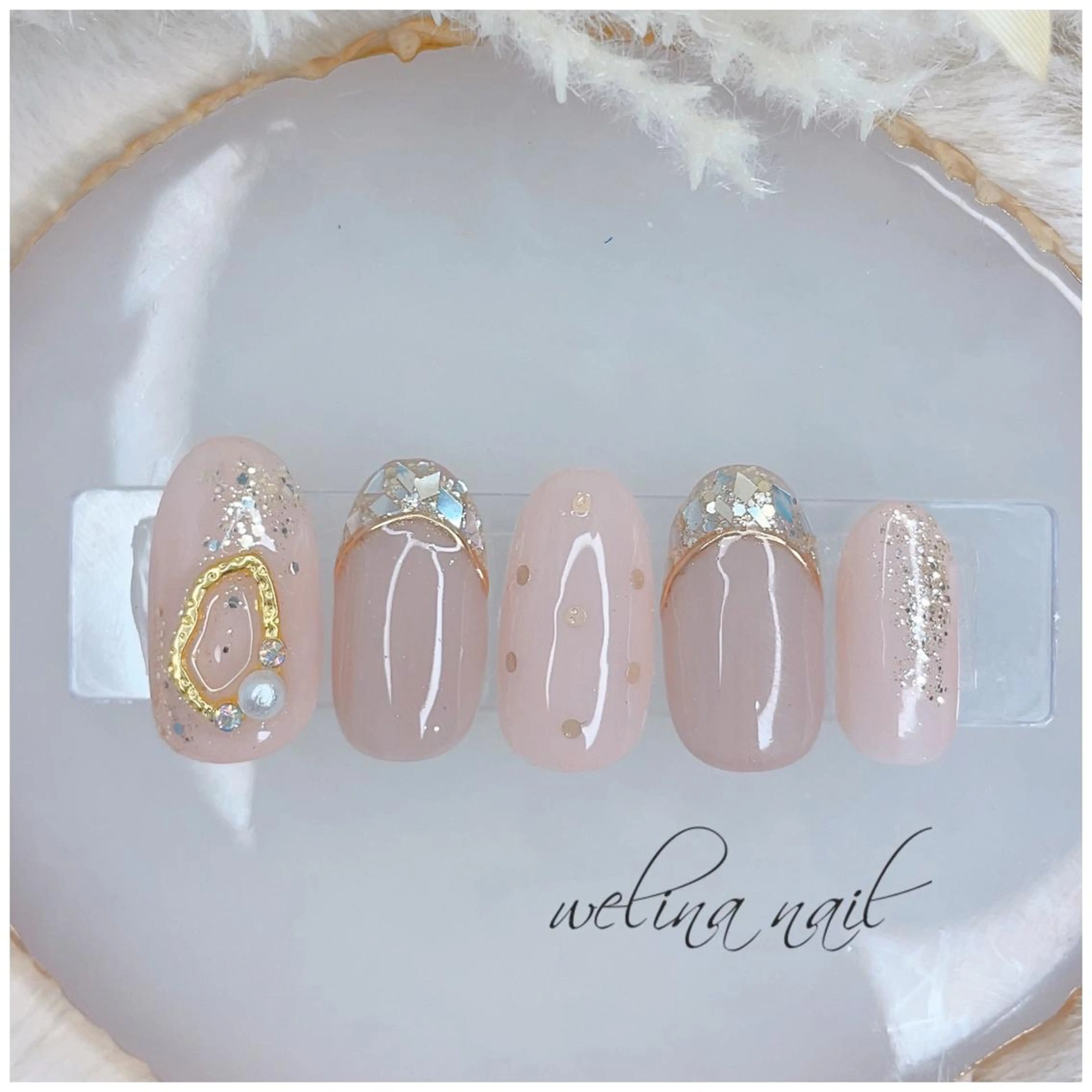 セミロング ハンドネイル WELINA nail salonのエステ・リラクイメージ