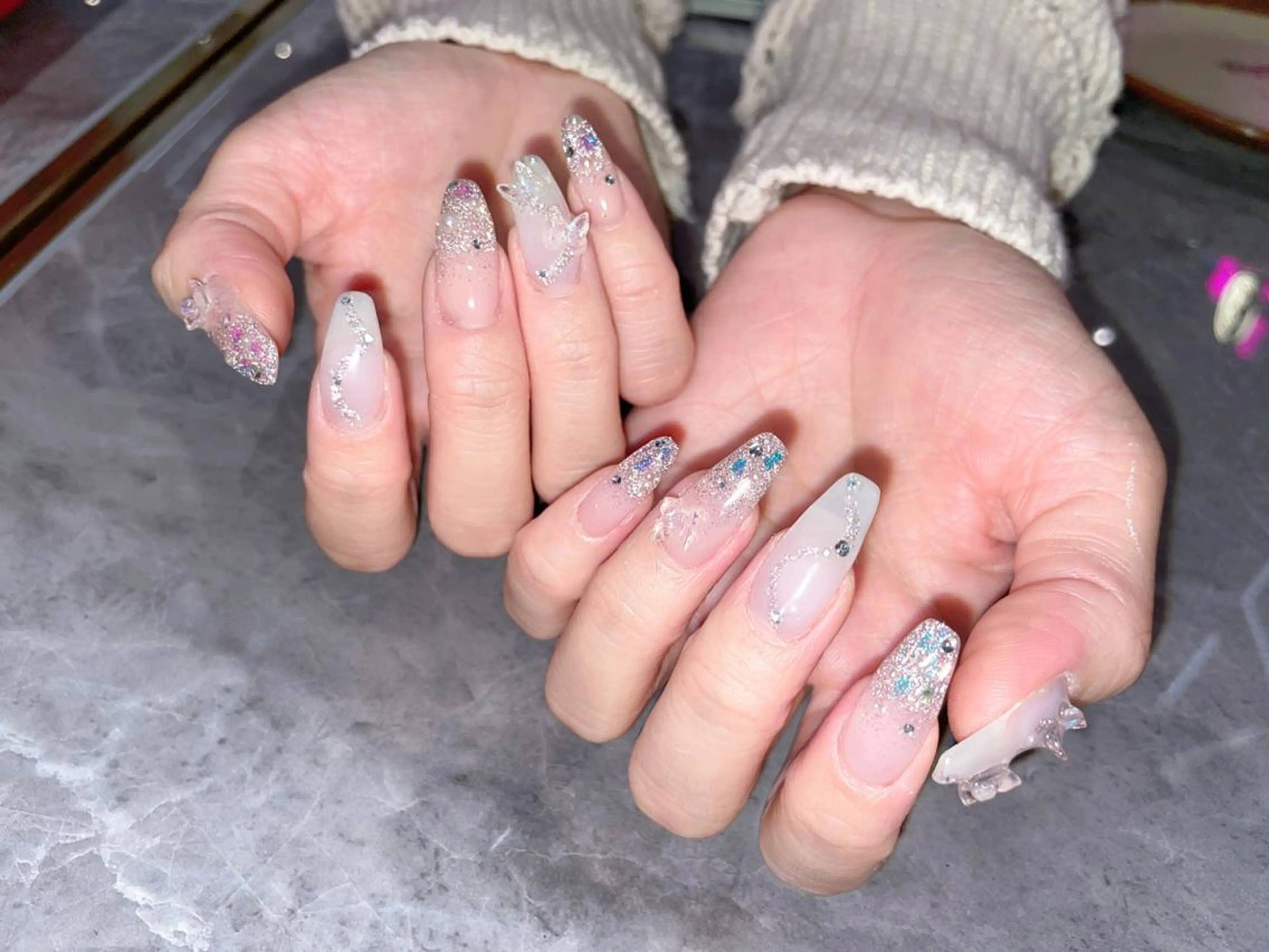 ネイル 🦋ネイルサロン ブラン🌈ゆりのネイルデザイン