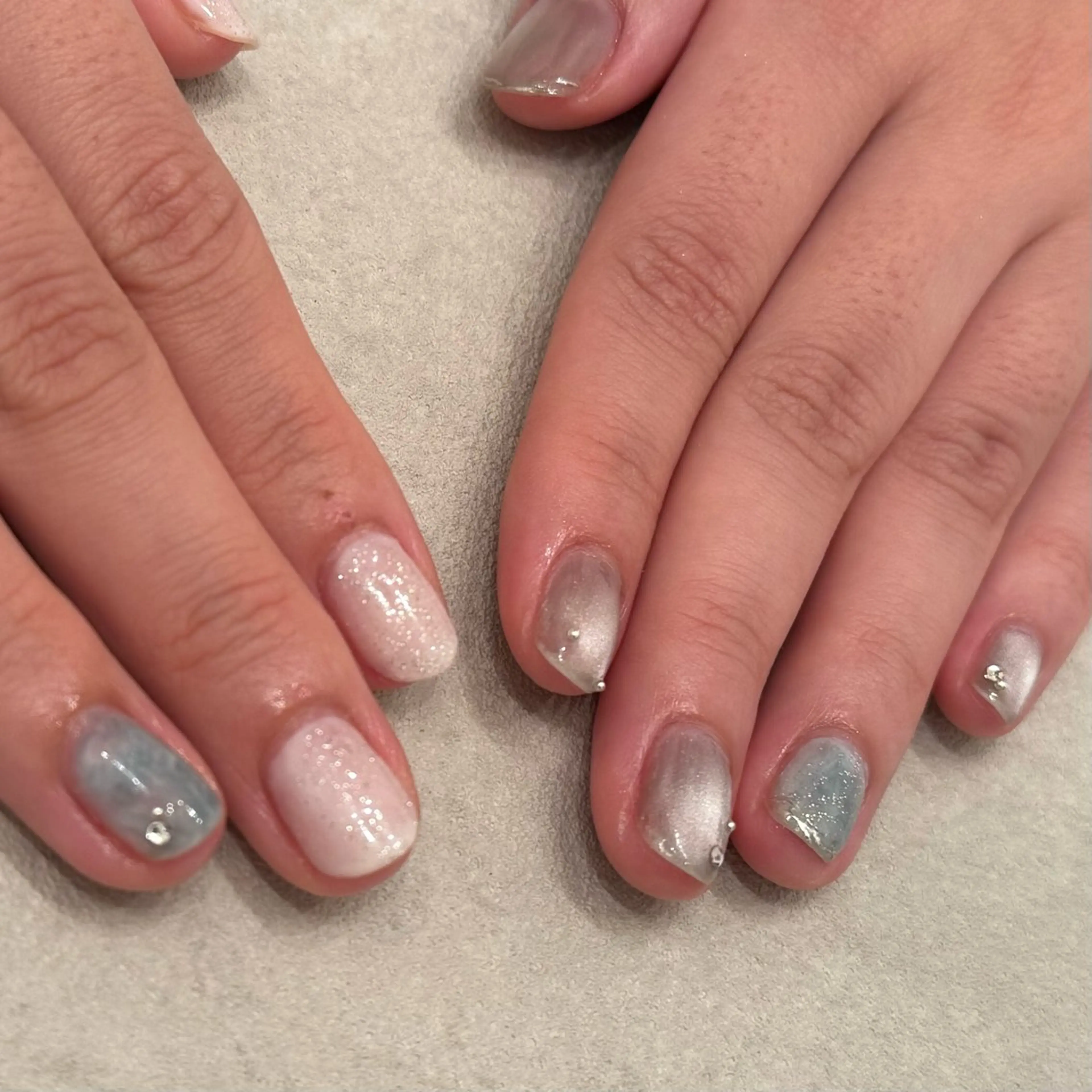 ネイル ハンドネイル nail salon swaddle 🪽のネイルデザイン