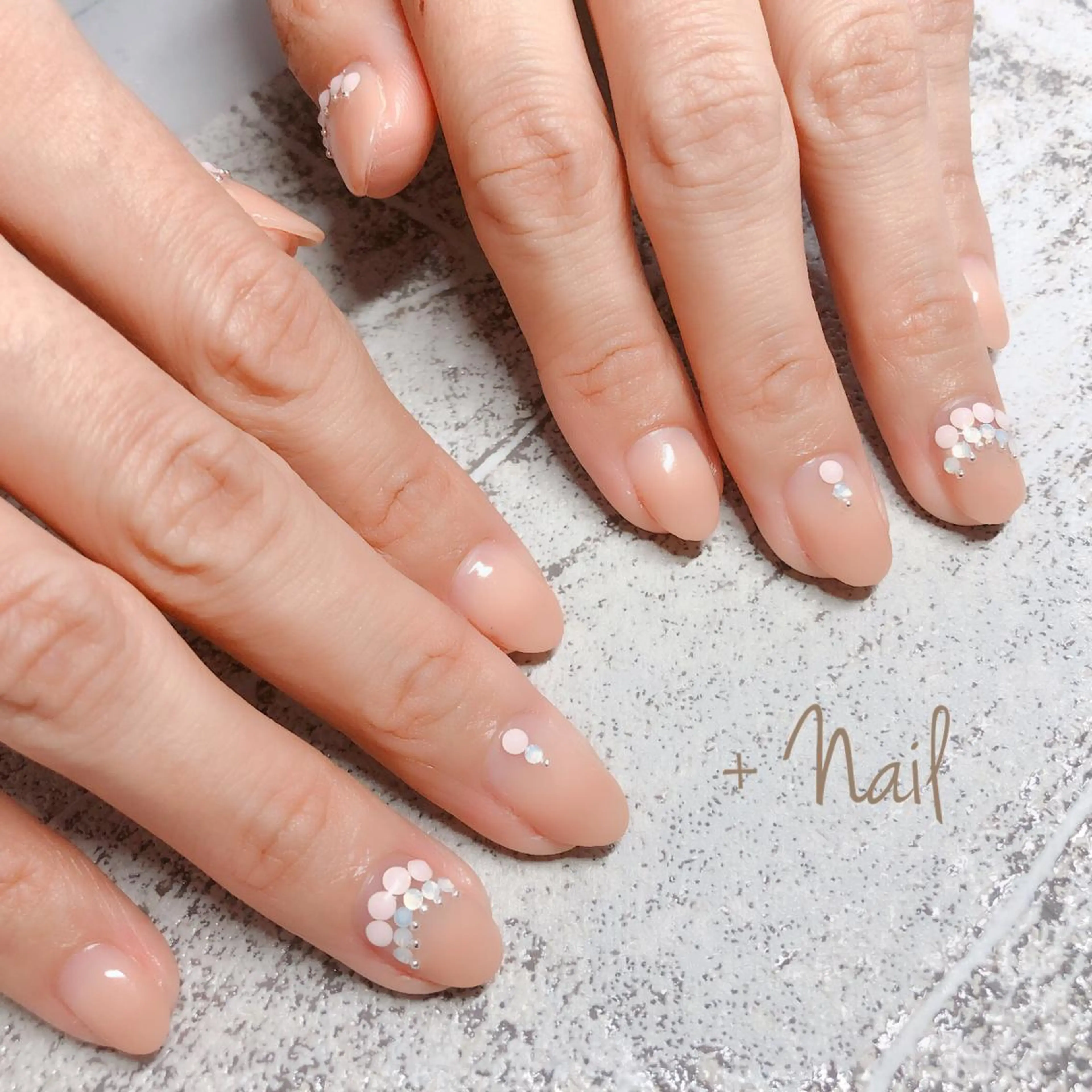 カラー Aim* 深爪・自爪育成専門店のネイルデザイン