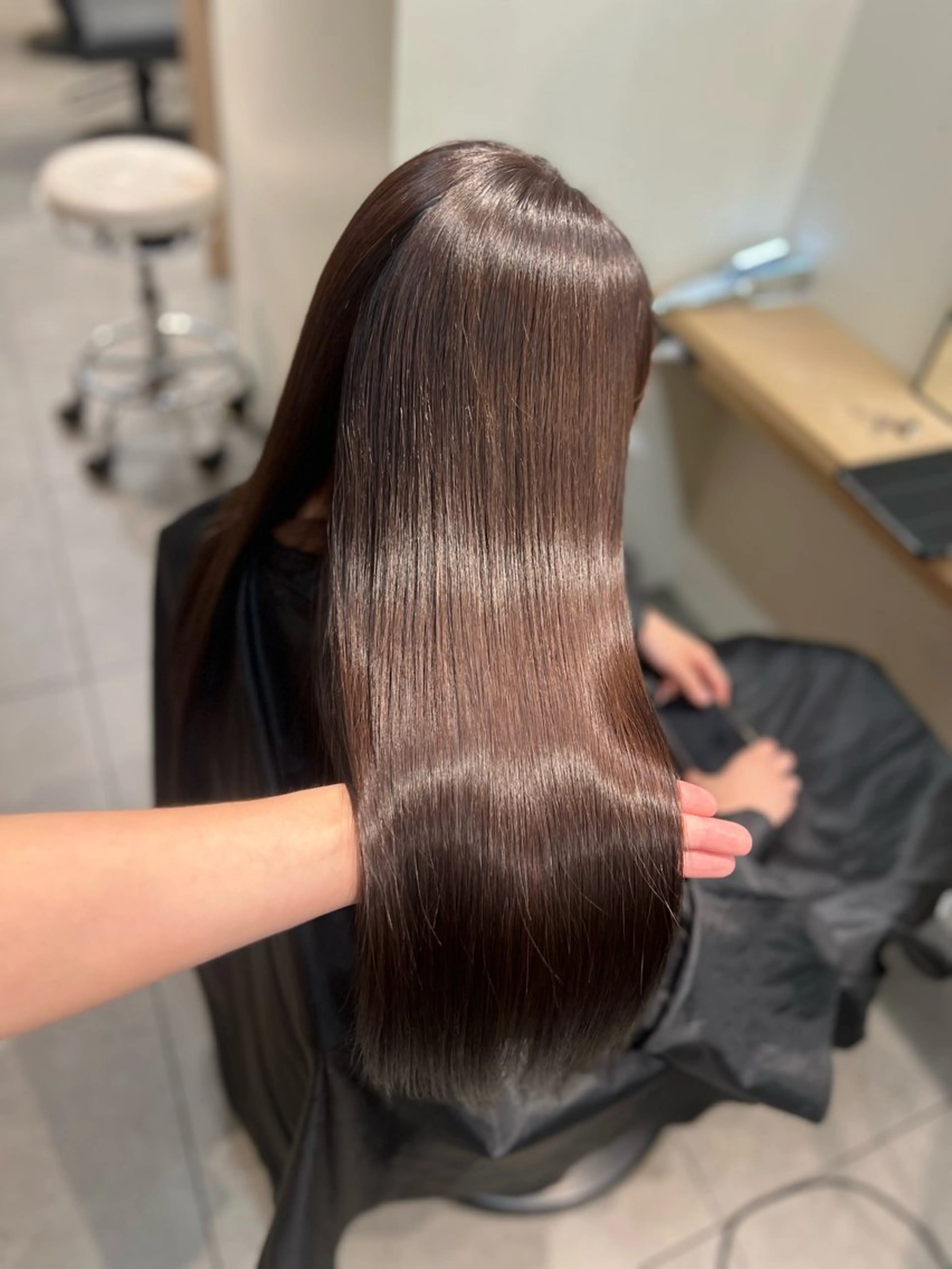 ロング ヘアカラー 韓国レイヤー|ハッシ ュレイヤー|艶カラーのヘアスタイル