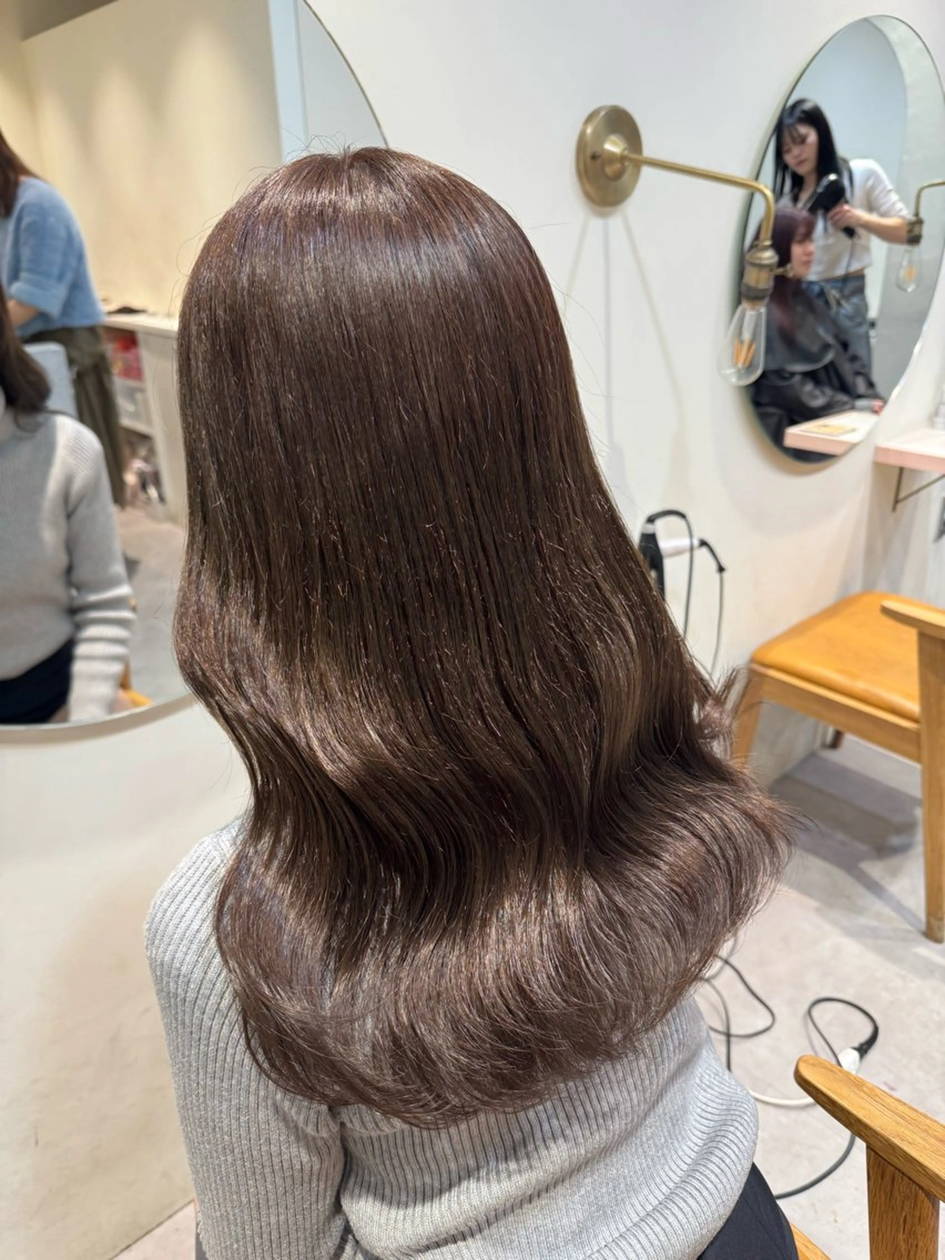 ロング カラー ayaka♡ 柔らかカラーのヘアスタイル