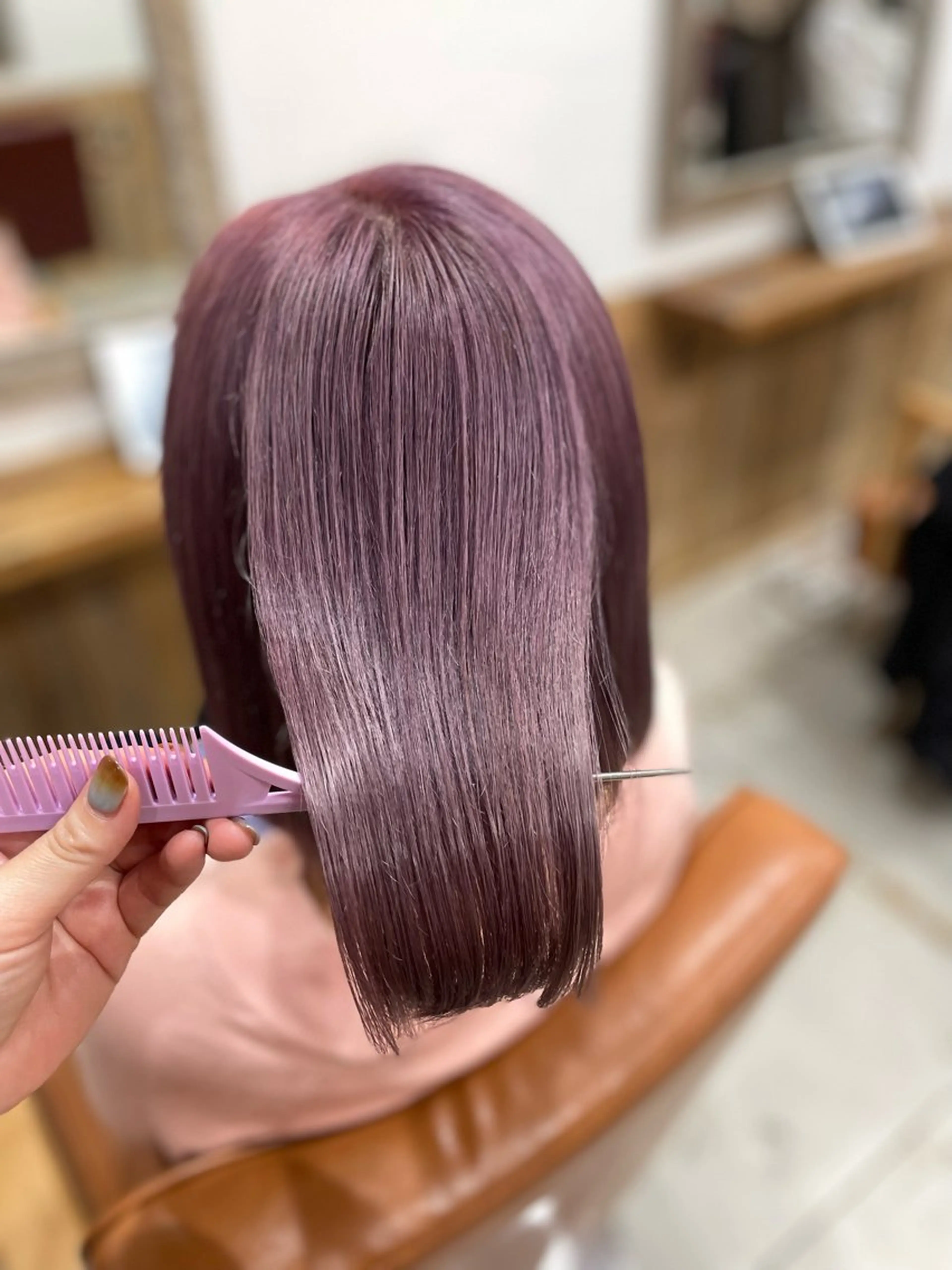 ミディアム カラー ヘアカラー Kana .のヘアスタイル