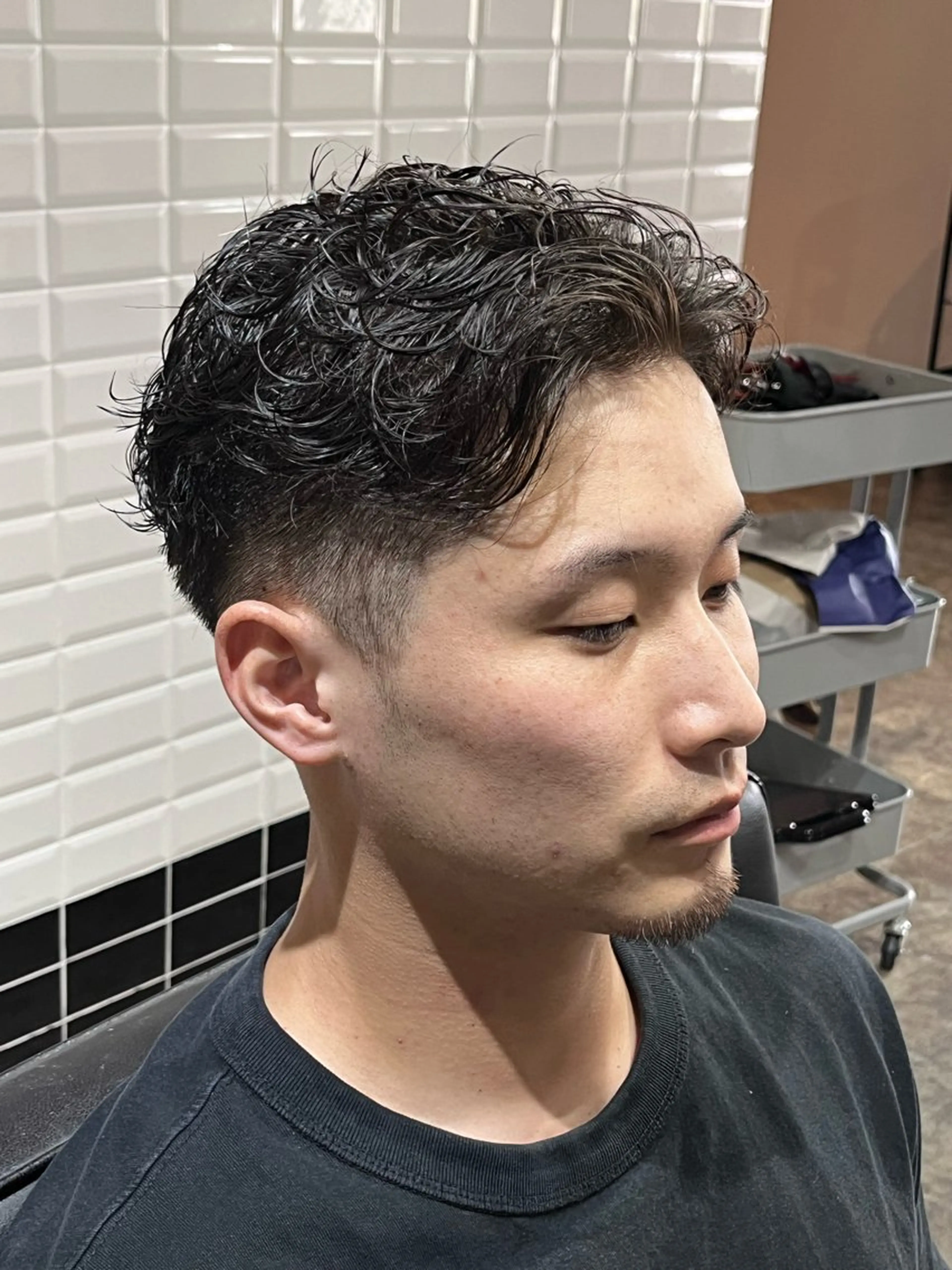 ショート パーマ メンズ 荒木 郁哉のヘアスタイル