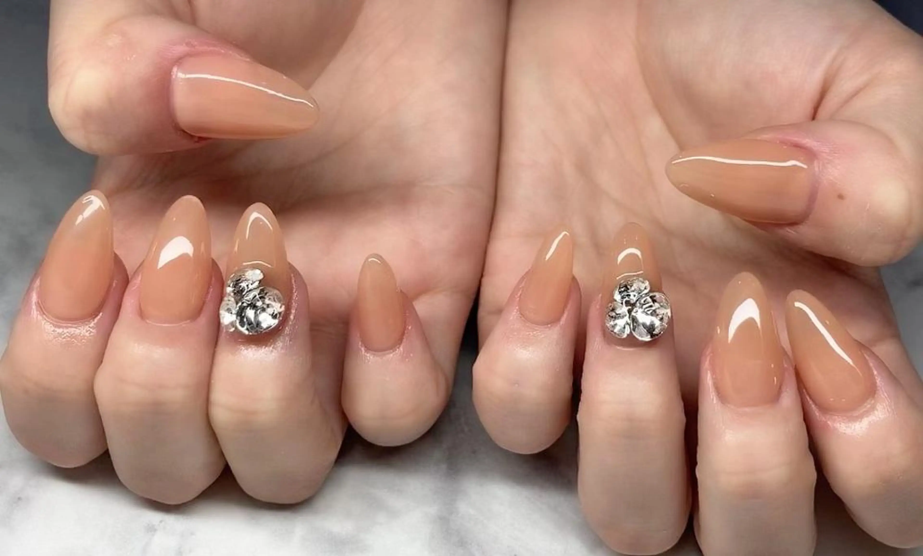 ネイル 長さ出し ジェルネイル 韓国ネイル マグネットネイル 持ち込み ハンドネイル Nail&eye Belire 新宿のネイルデザイン