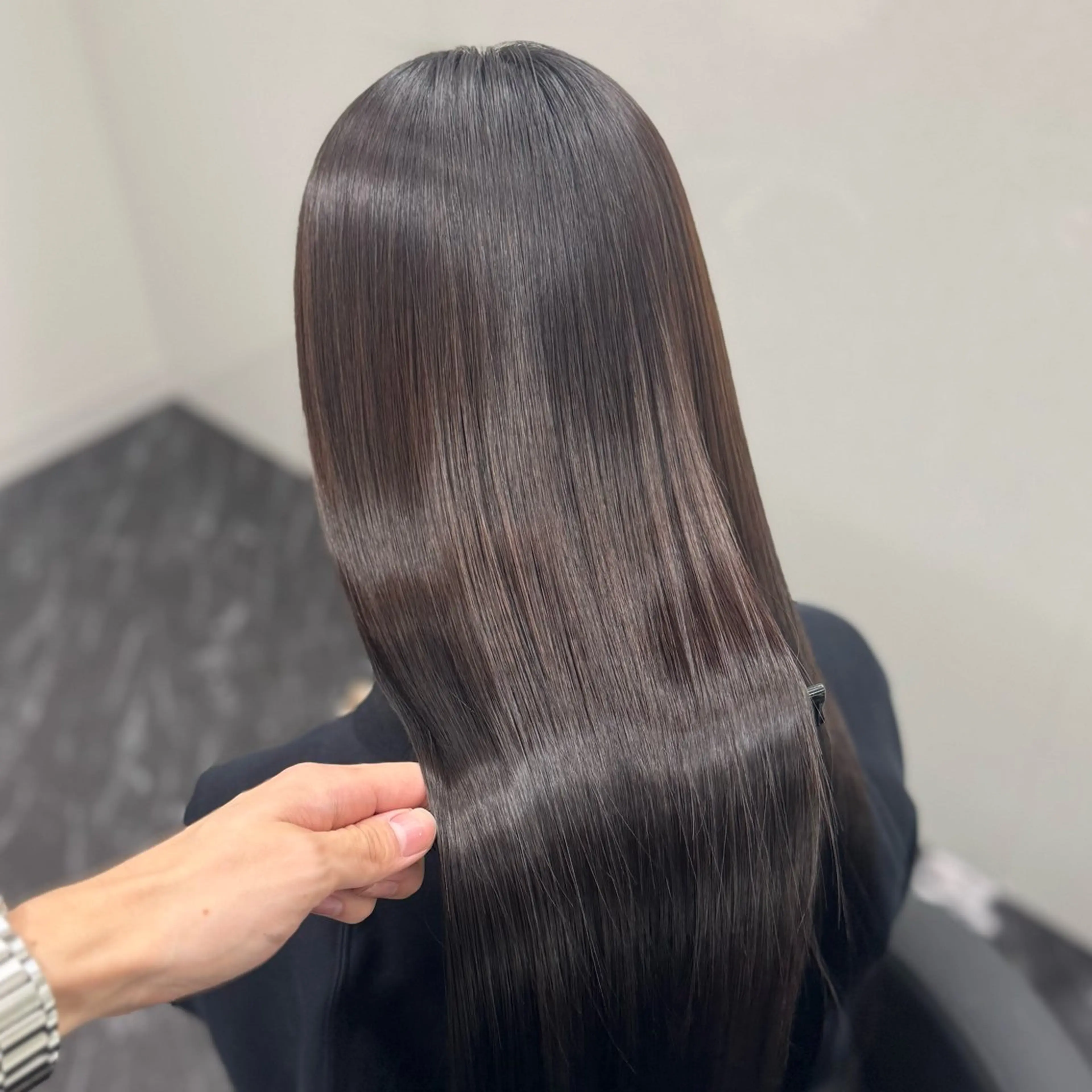 ロング カラー パーマ 黒髪 髪質改善 韓国風ヘア 縮毛矯正 トリートメント ブリーチなし Ⅰ 髪質改善カラーのヘアスタイル