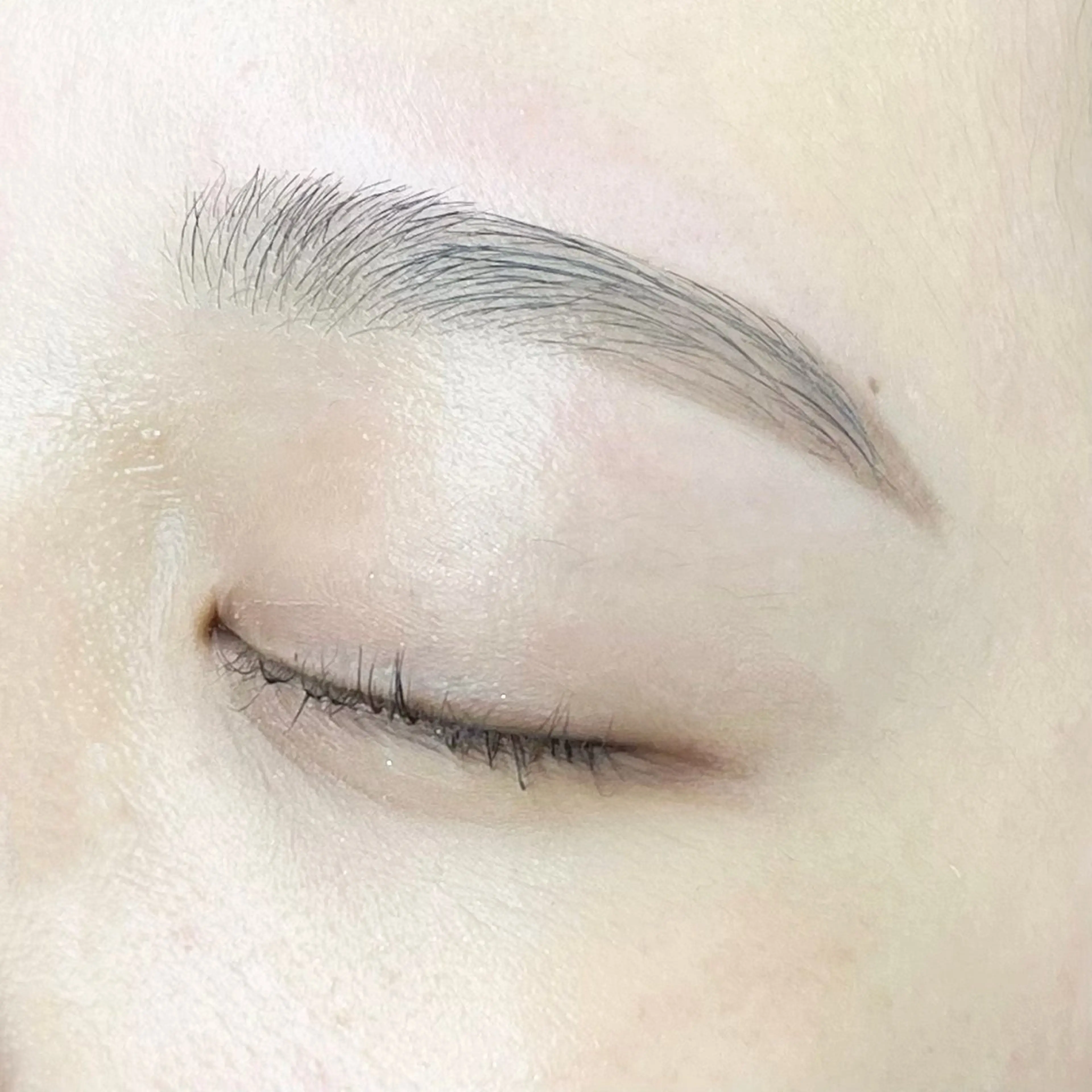 アイブロウ エサージュ横浜店所属・🤍 karin🤍のマツエク・マツパデザイン