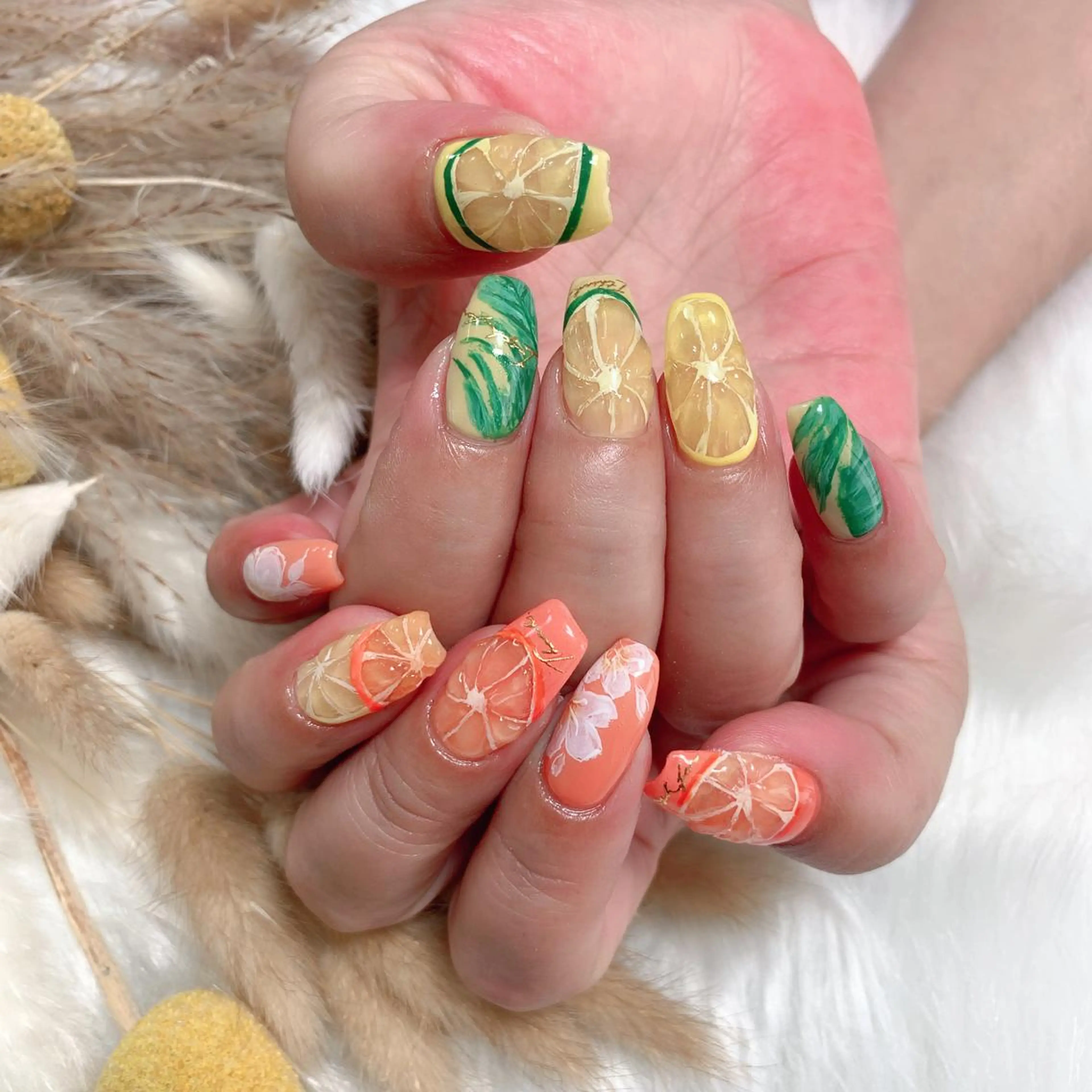 ネイル ハンドネイル 💅ネイルハウス🏡 🎀TOMO🎀のネイルデザイン