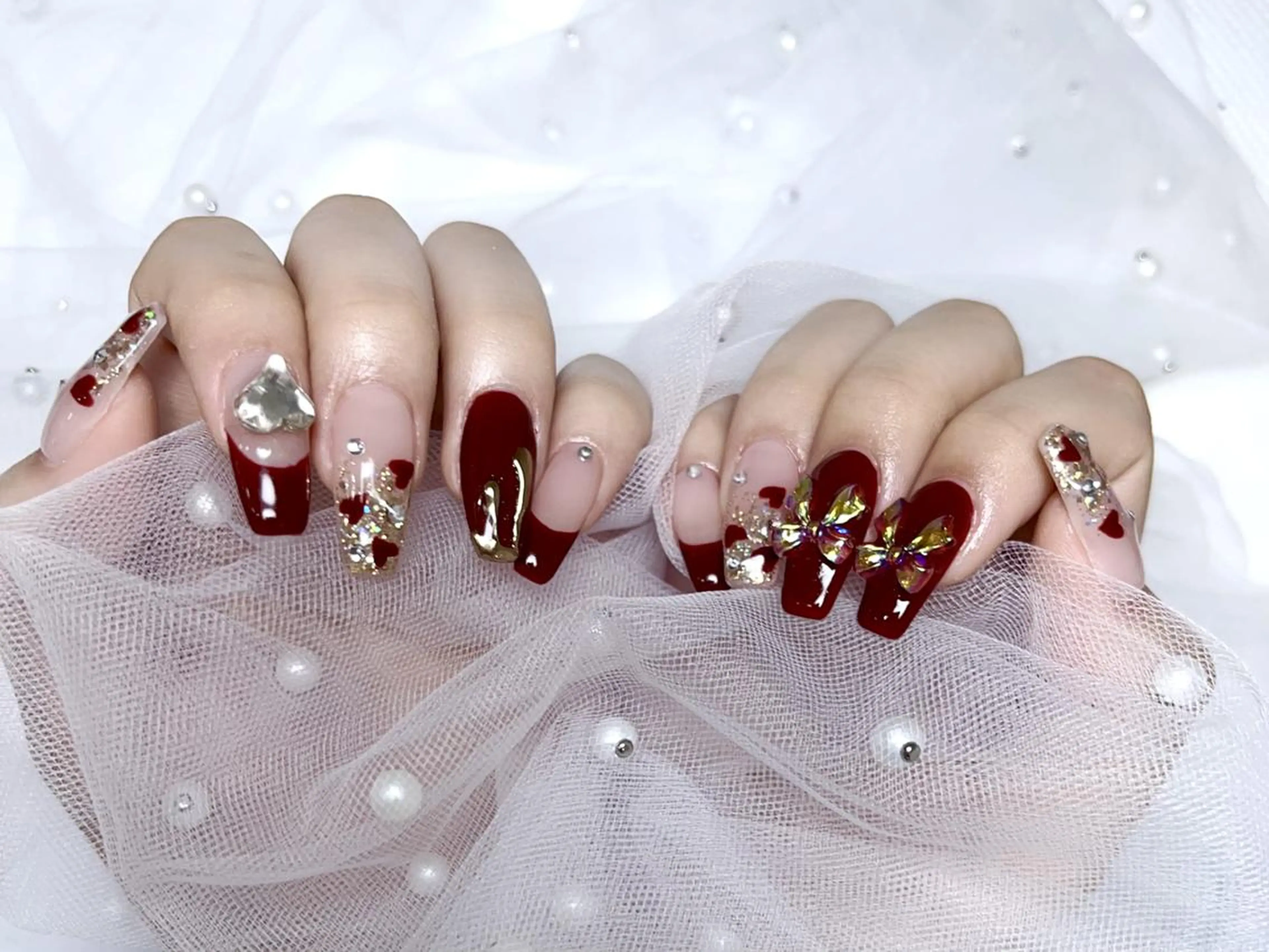 ネイル Elegant beautyシュルイのネイルデザイン