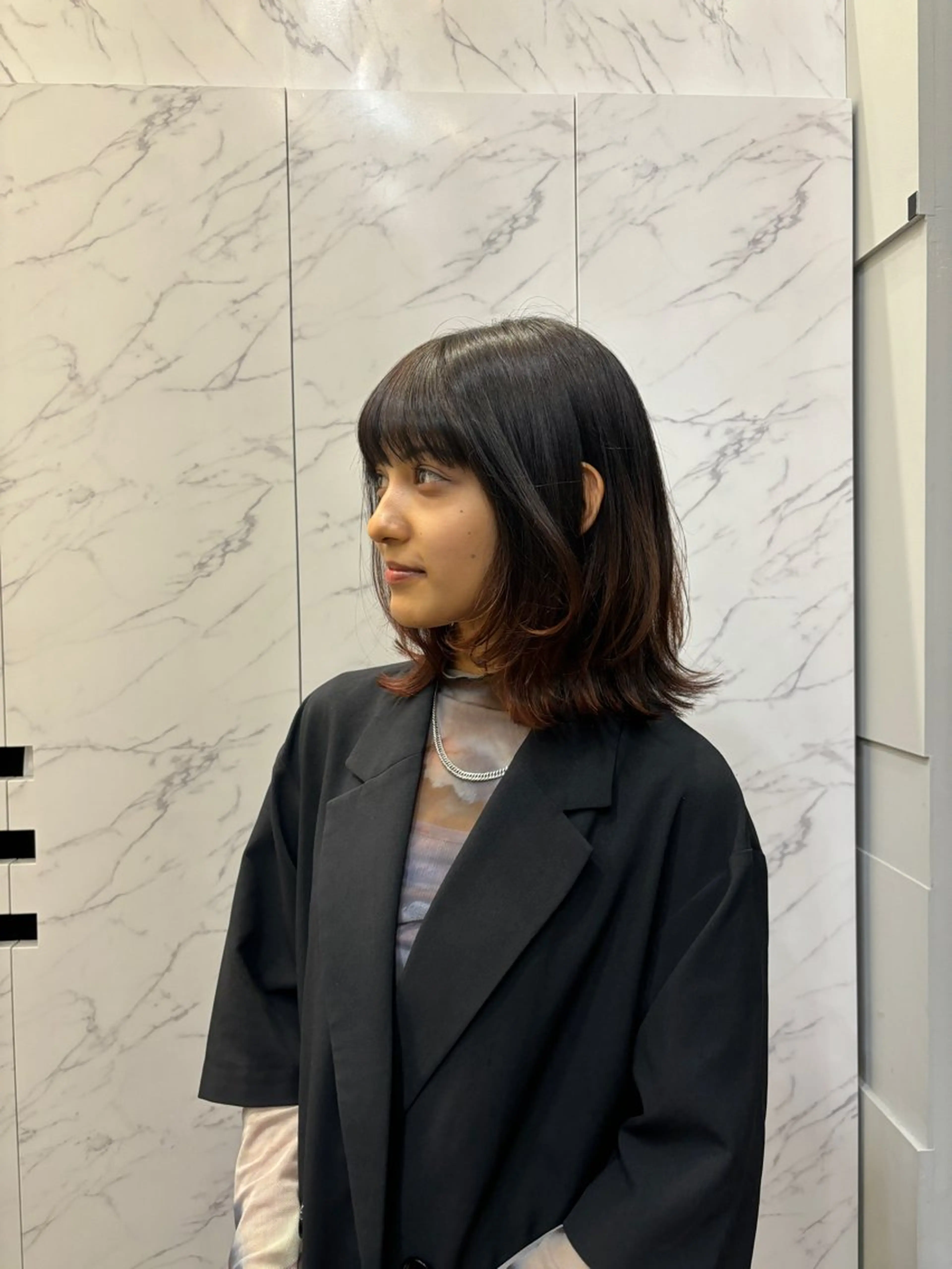 ロング レイヤーカット miu /透明感カラーのヘアスタイル