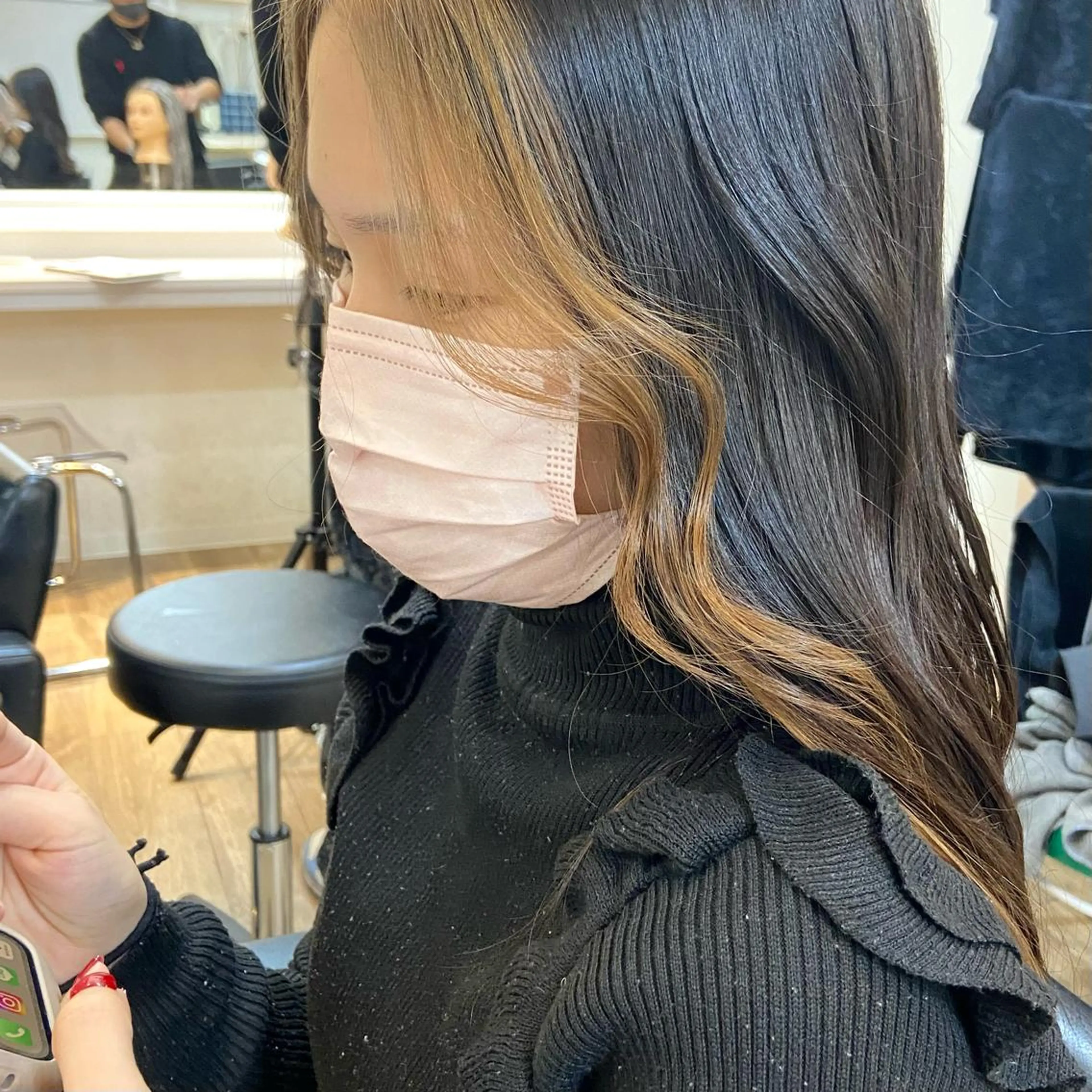 セミロング カラー ベージュカラー ブリーチ ケアブリーチ 透明感カラー ダブルカラー mai 🎀 / 梅田美容室のヘアスタイル