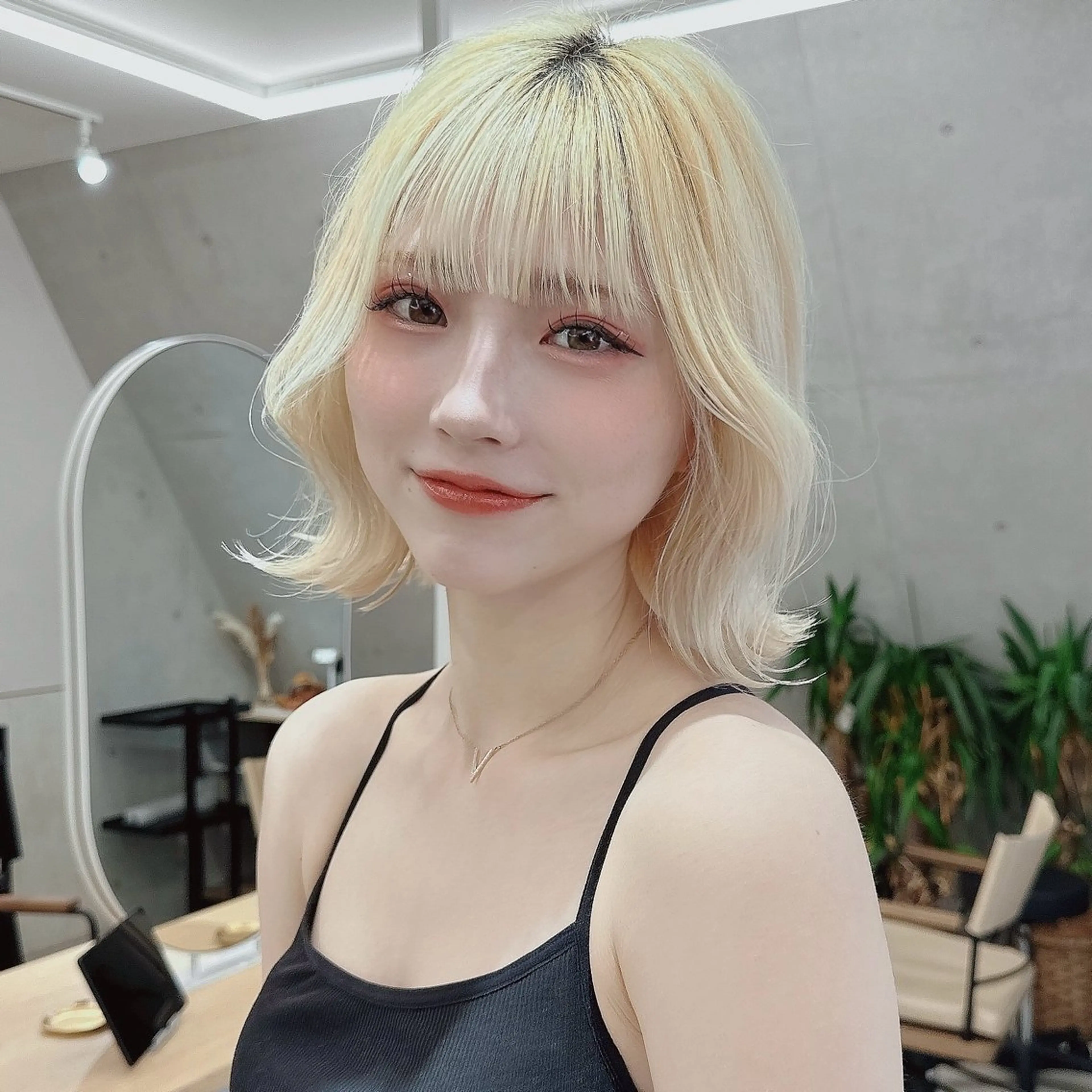 ショート sand ikebukuro所属・ハイトーン／bob 美容師🧁SONAのヘアスタイル