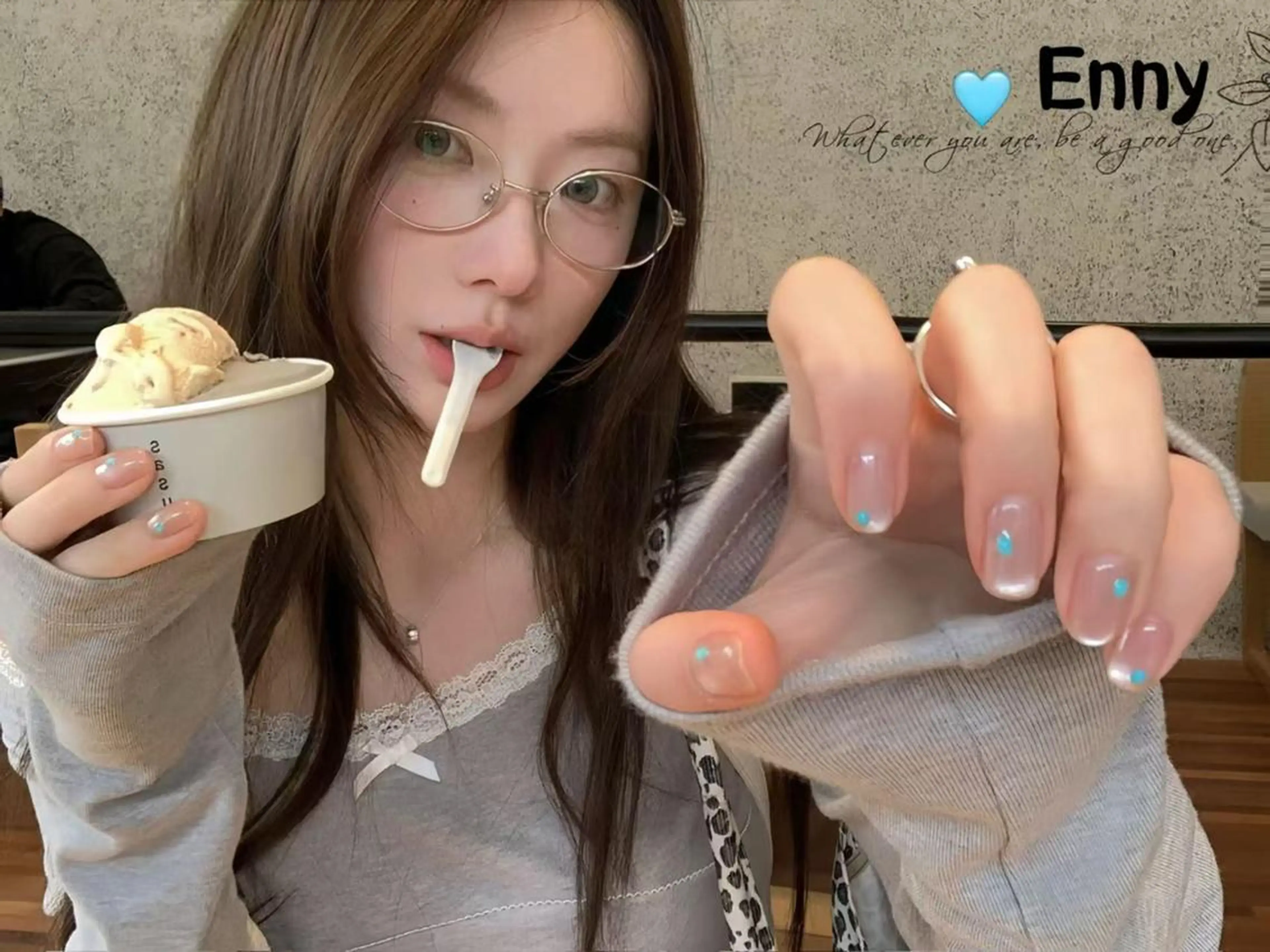 ネイル チークネイル 長さ出し フラッシュネイル フットネイル フレンチネイル Nailsalon Ennyのネイルデザイン