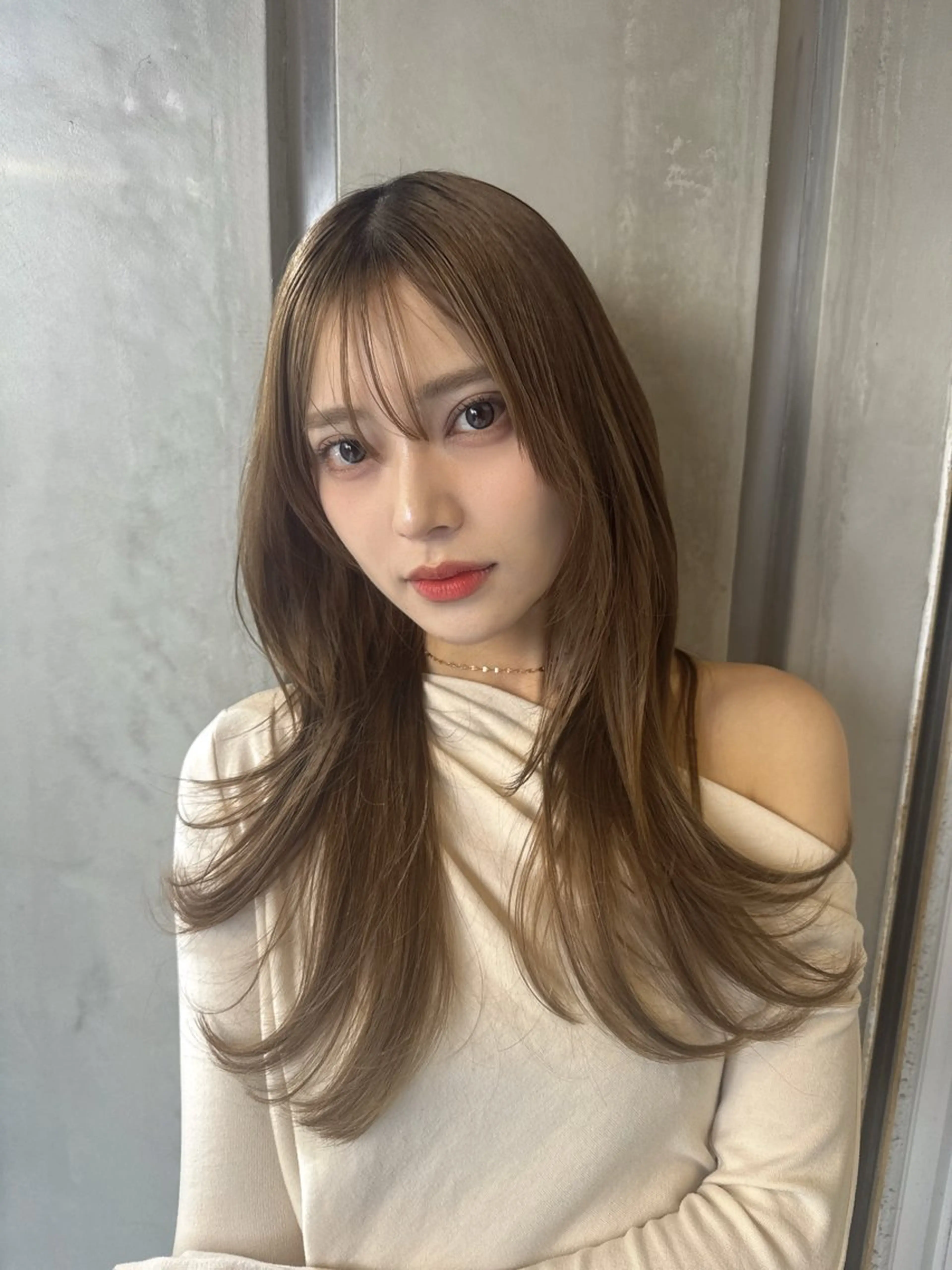 ロング カラー ベージュカラー 透明感カラー レイヤーカット 小顔カット カット ヘアカラー トリートメント 💎透明感カラー特化 💎TAISEIのヘアスタイル