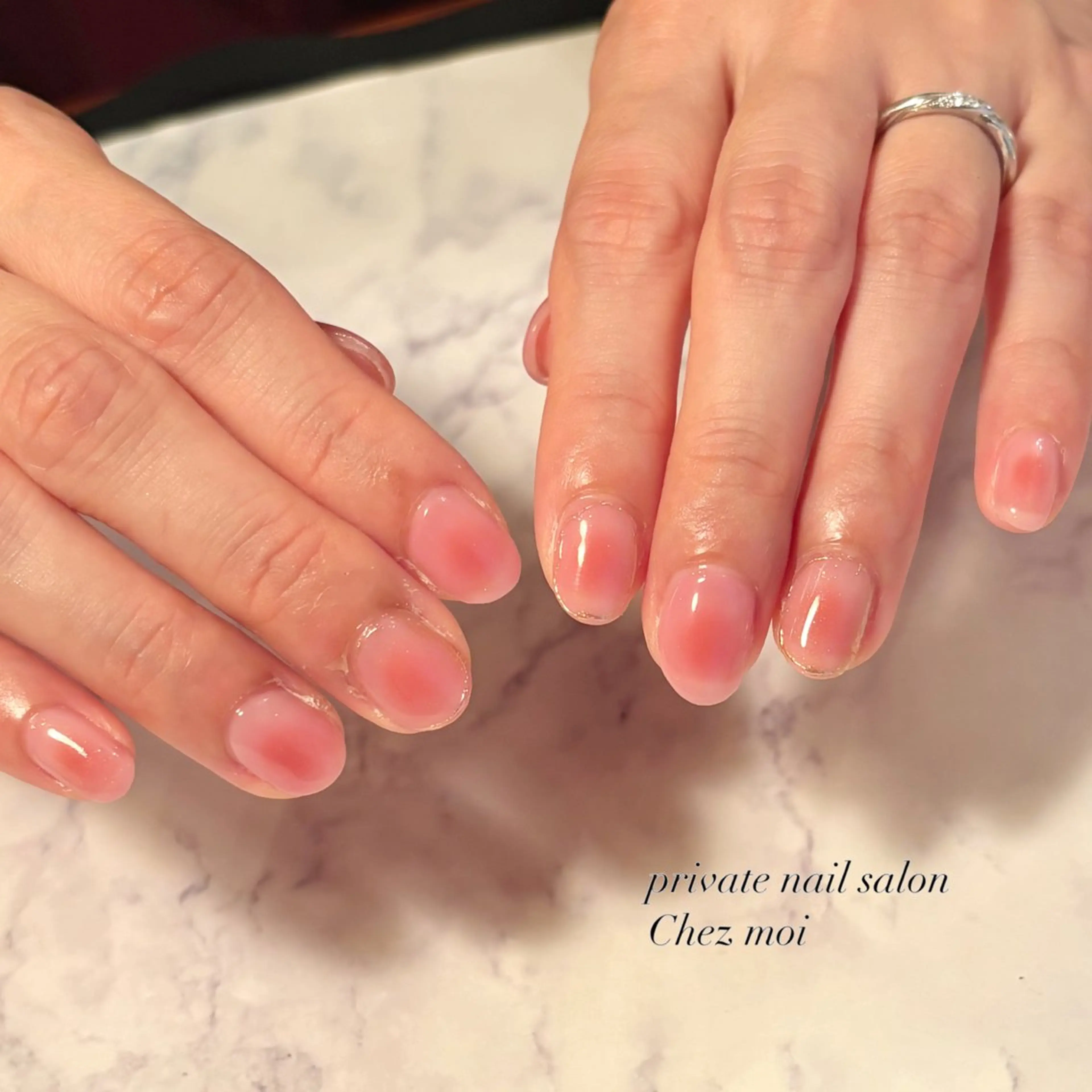 ネイル チークネイル KOMINE TOMOKOのネイルデザイン