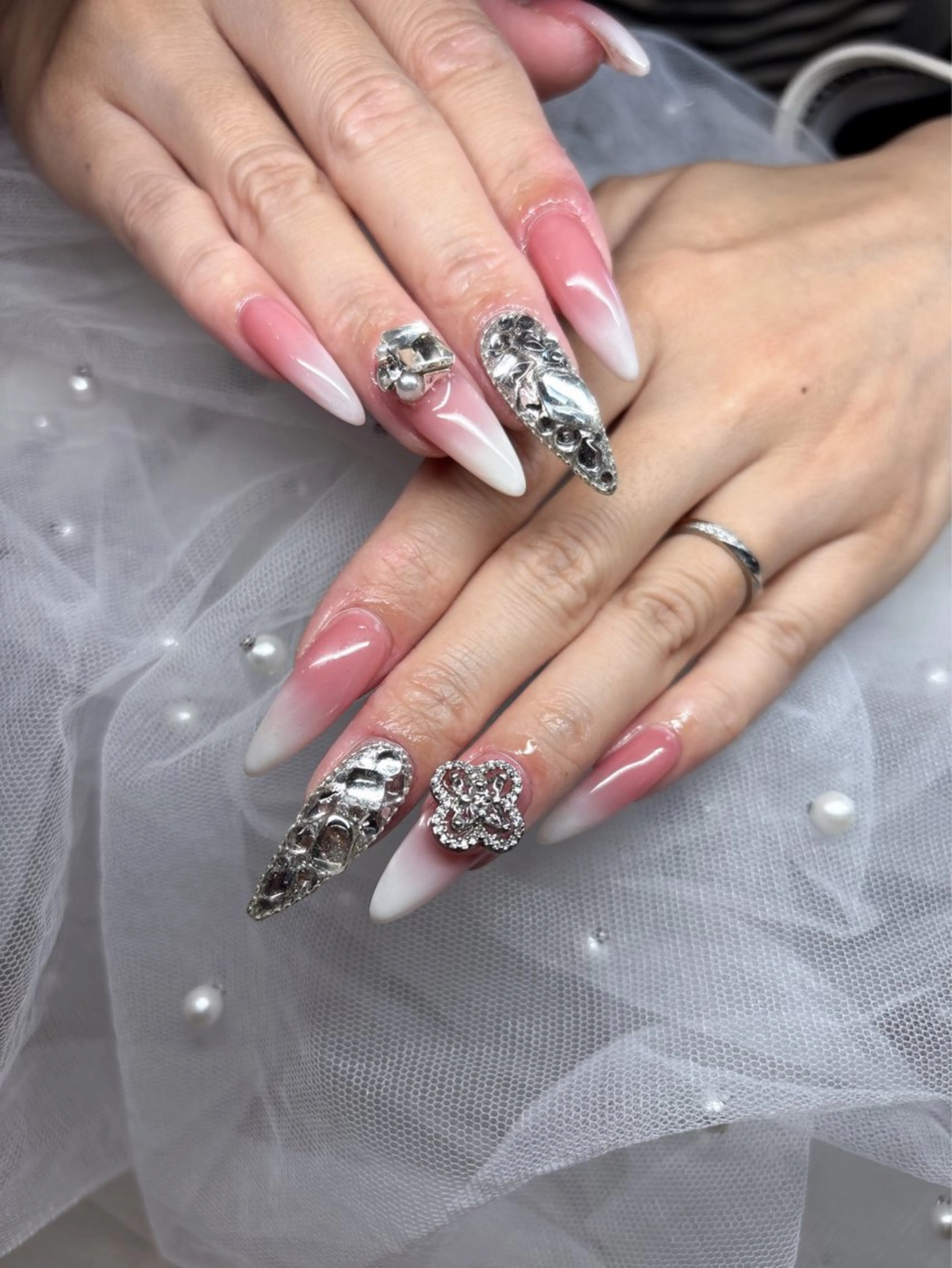 ネイル ハンドネイル happiness nailのネイルデザイン