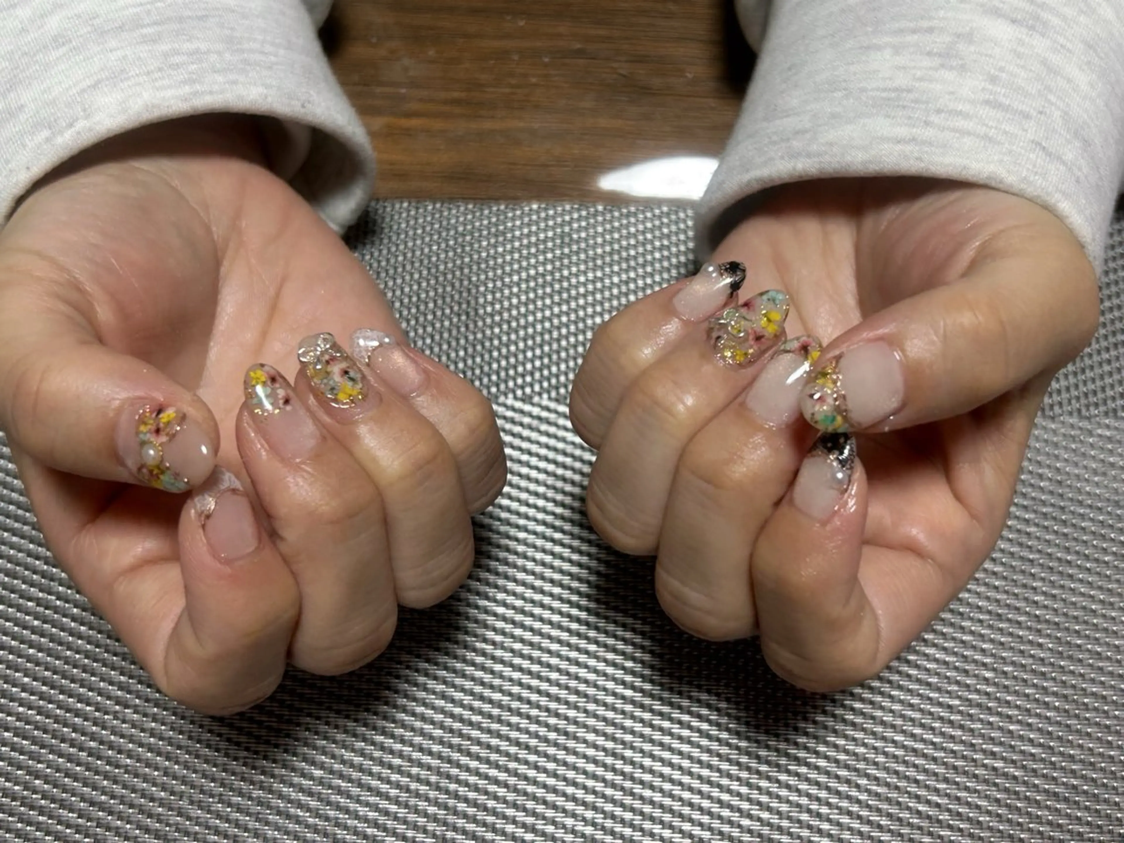 ネイル 卒業式 レース ハンドネイル i nailのネイルデザイン