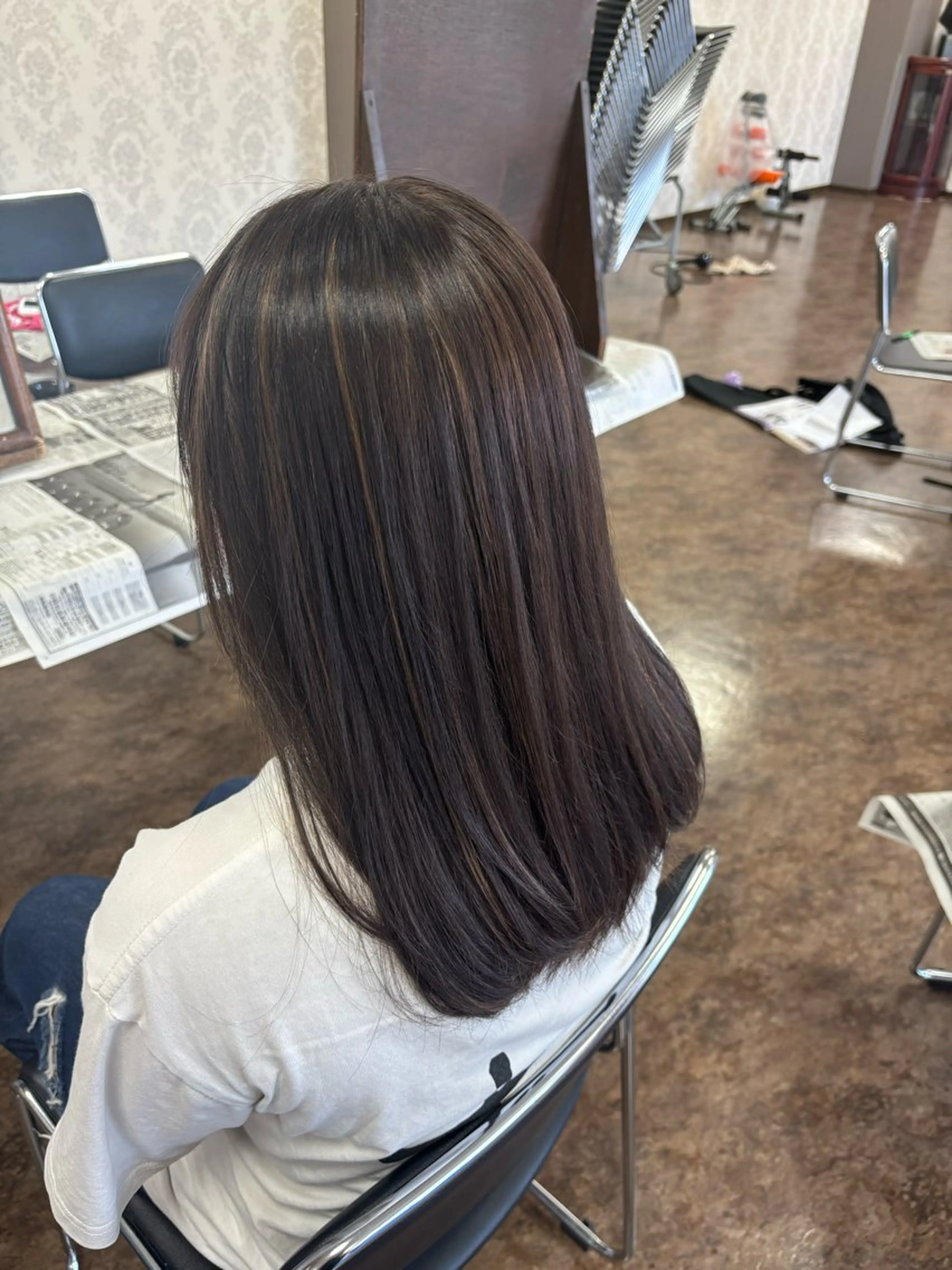 カラー ビューティサロンモリワキ所属・上浦 晴空のヘアスタイル