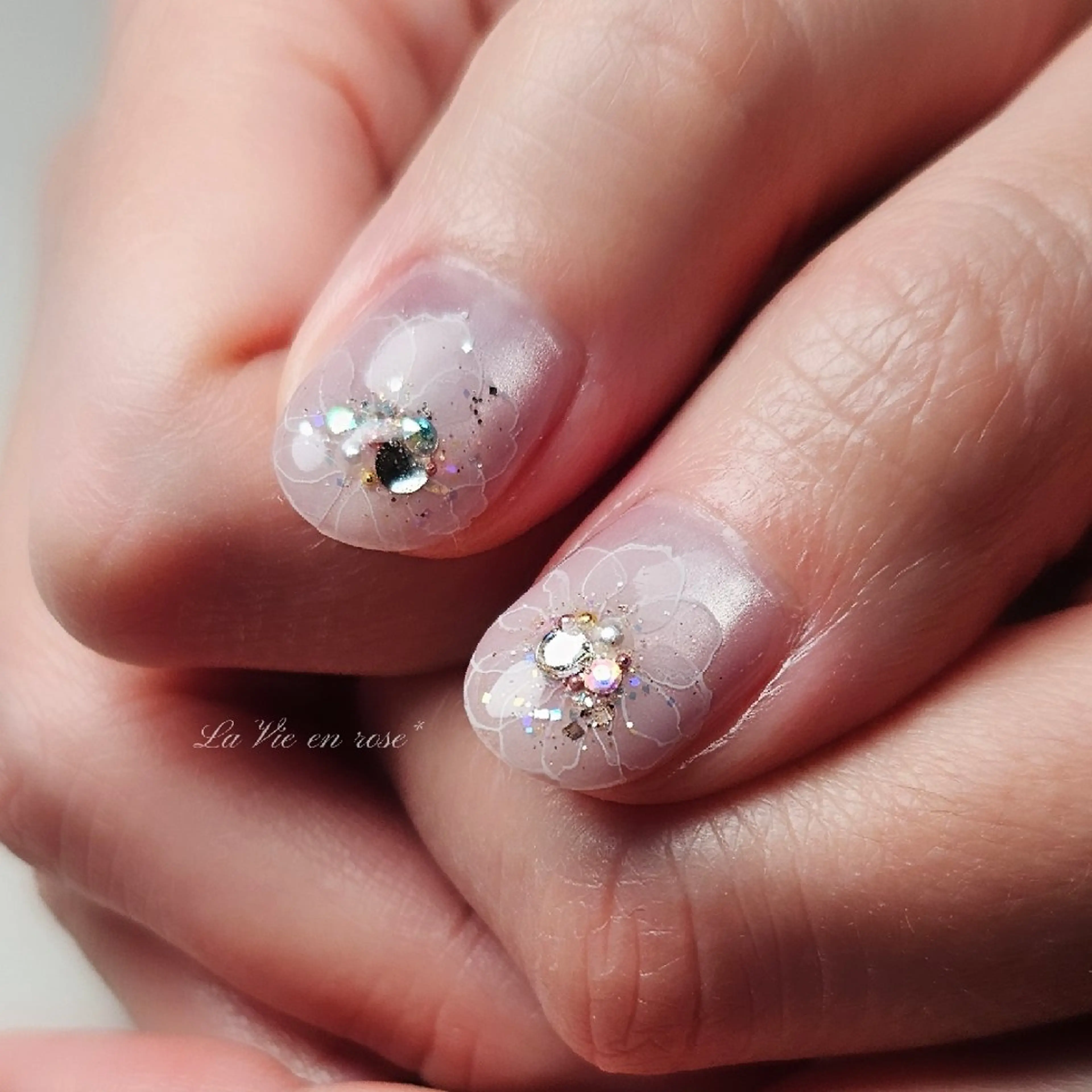 ネイル フラワーネイル ラヴィアン ローズのネイルデザイン