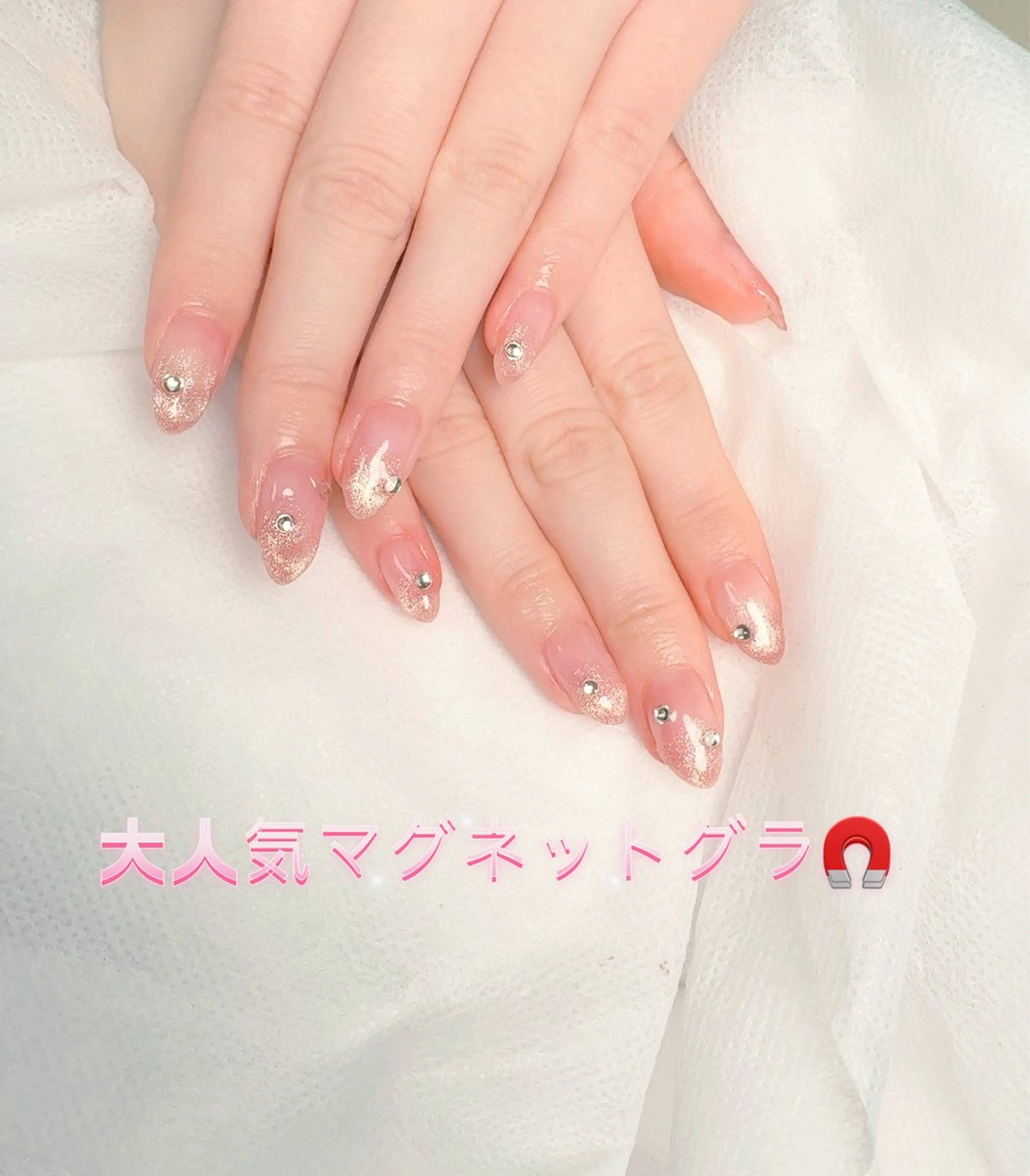 ネイル pink ladyサロン所属・べ にのネイルデザイン