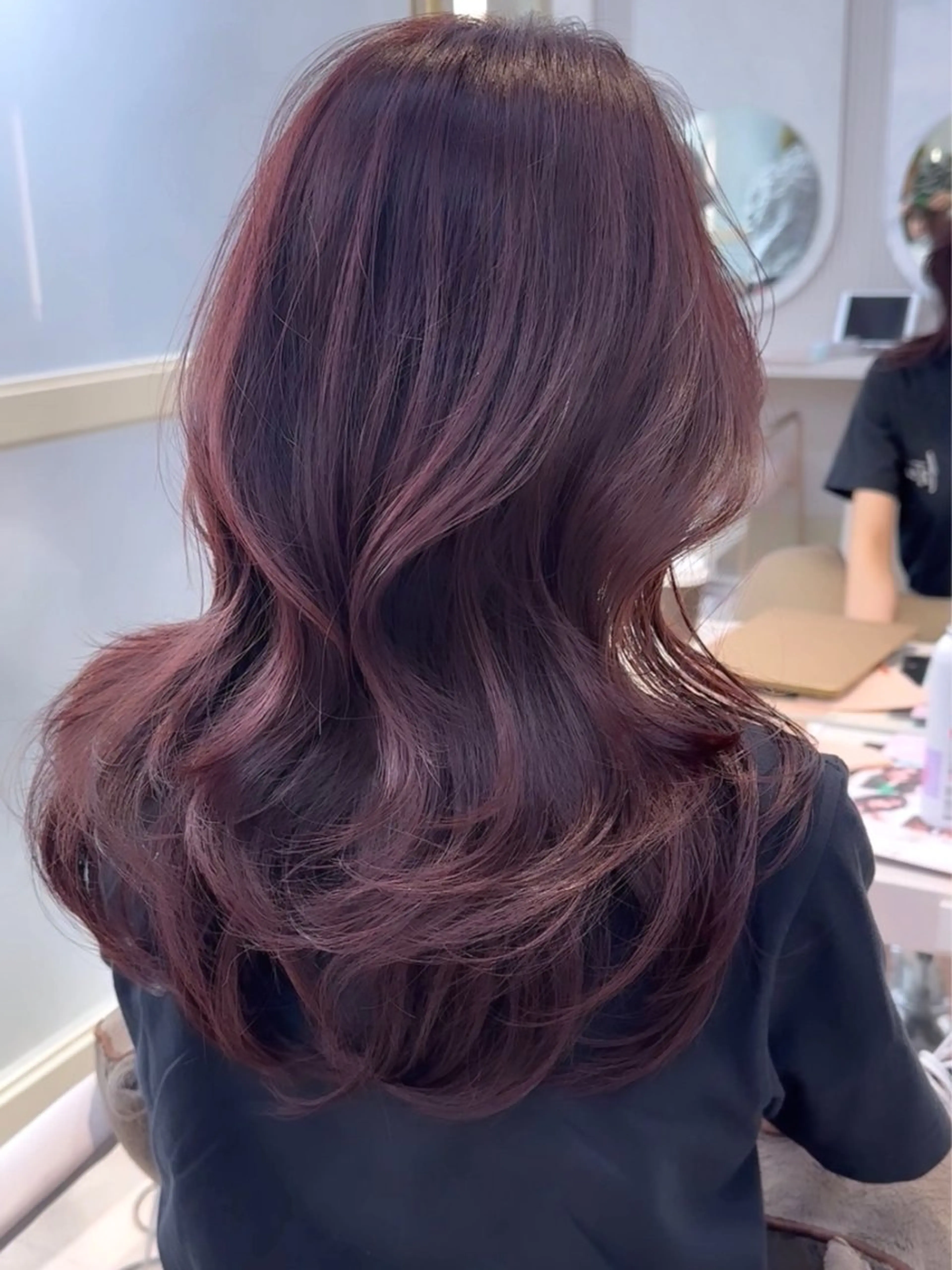 ロング oto🎀×美髪× シースルー前髪🤍のヘアスタイル