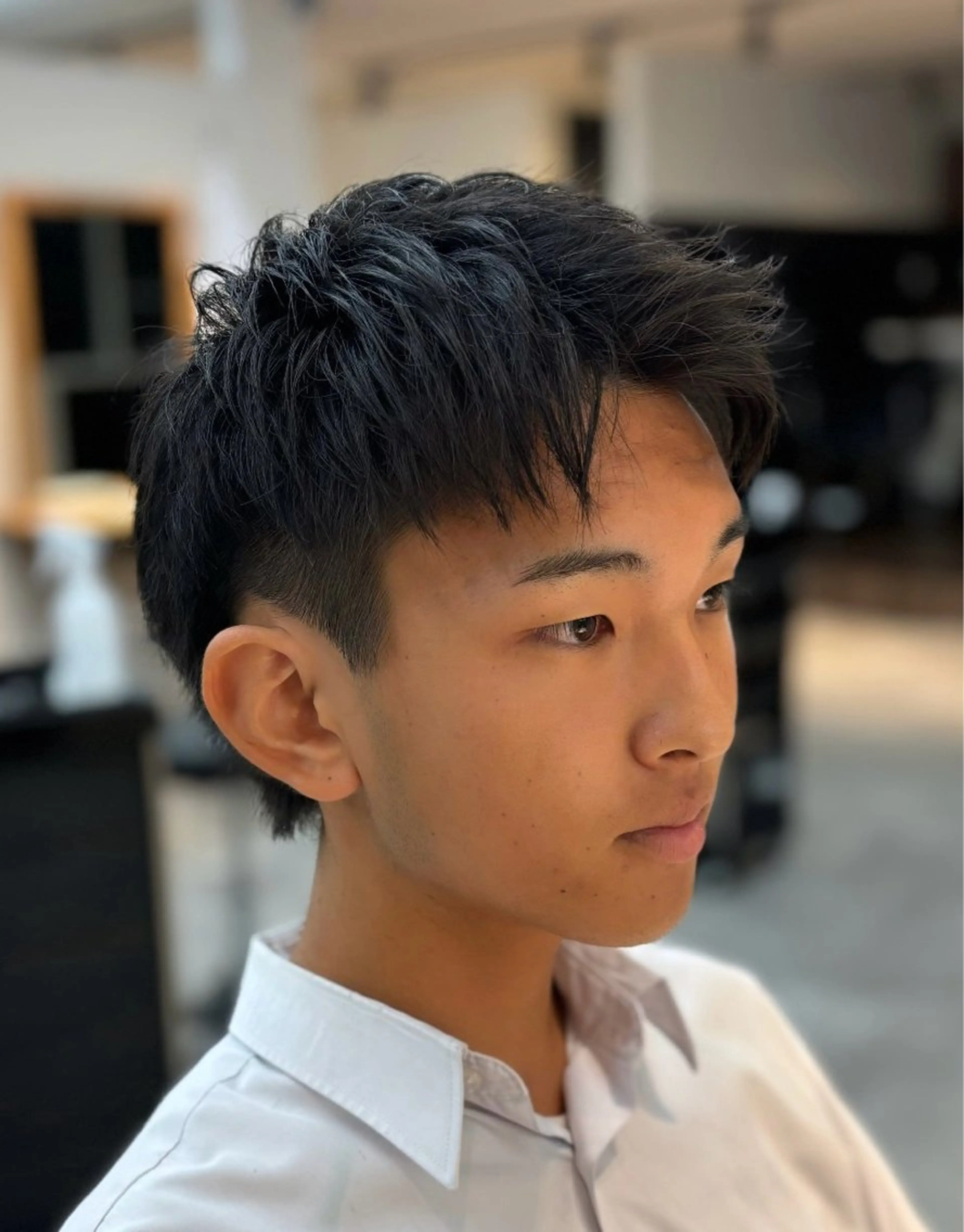 メンズ アップバング ビジネス カット フェザーパーマ/韓国 /メンズカット保立のヘアスタイル