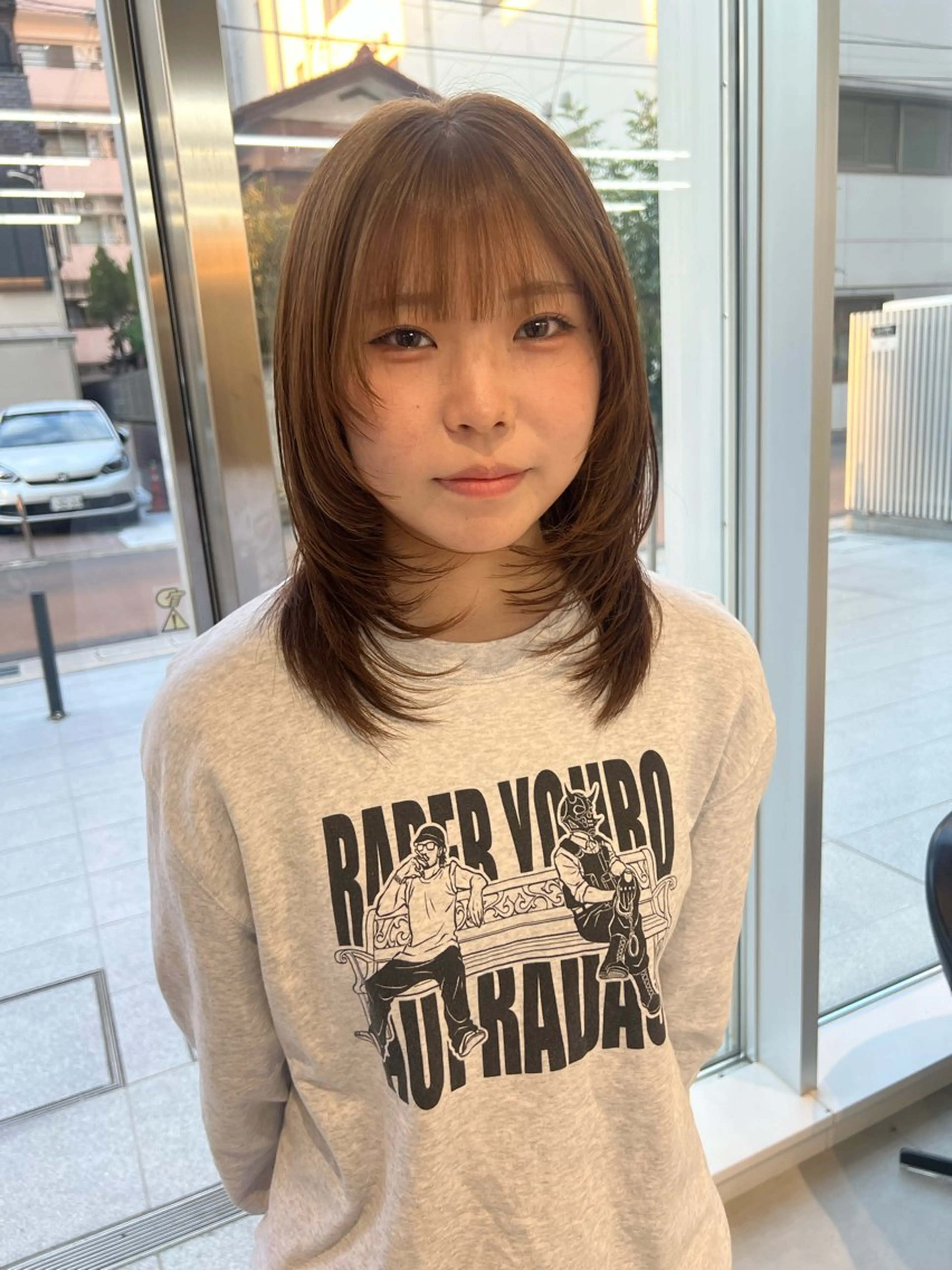 ミディアム カラー ハッシュカット レイヤーカット カット ヘアカラー トリートメント 吉沢遣人/レイヤー 艶カラー/抜け感のヘアスタイル