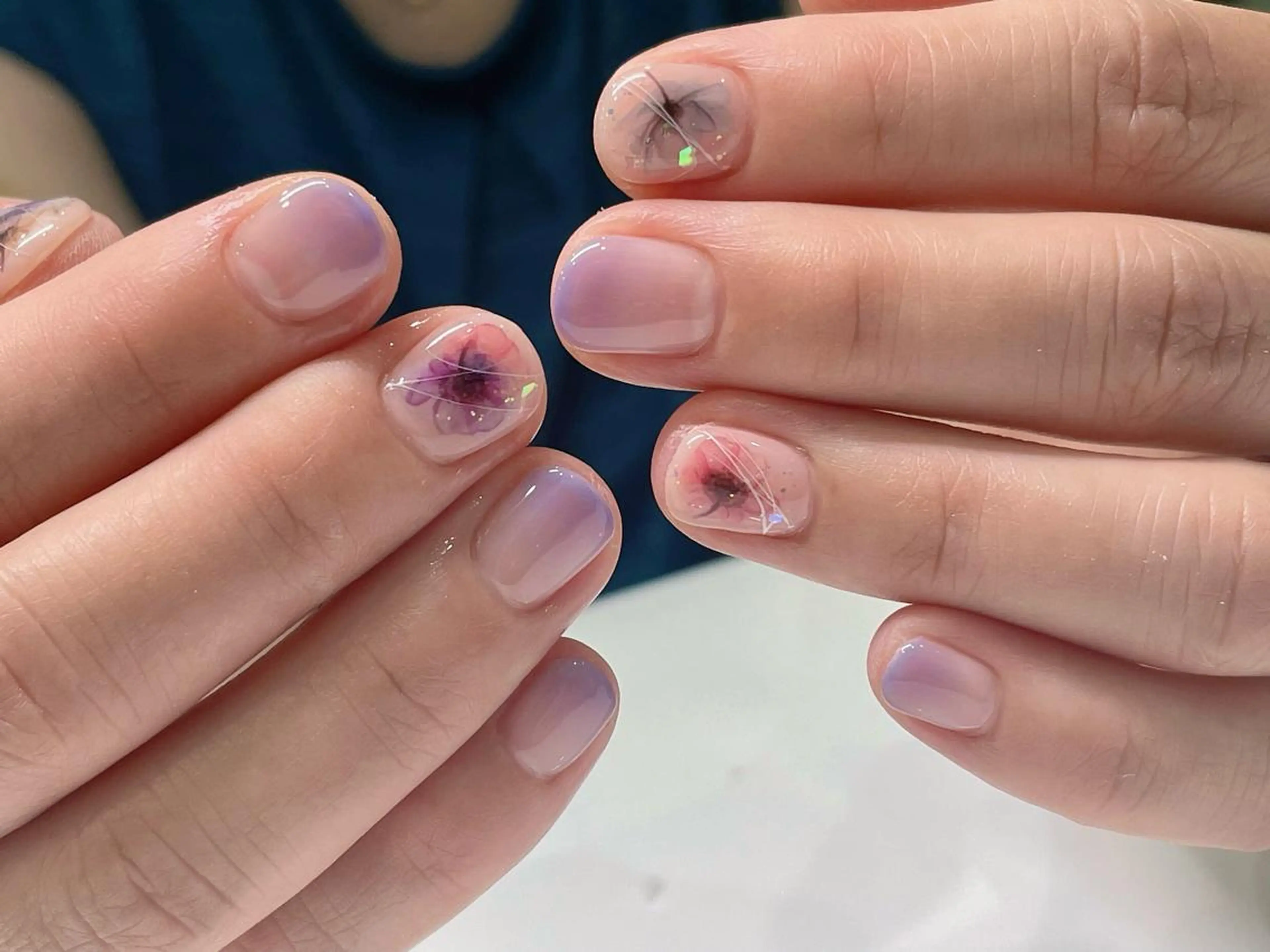 ショート ネイル グラデーション Kaka Nailsのネイルデザイン