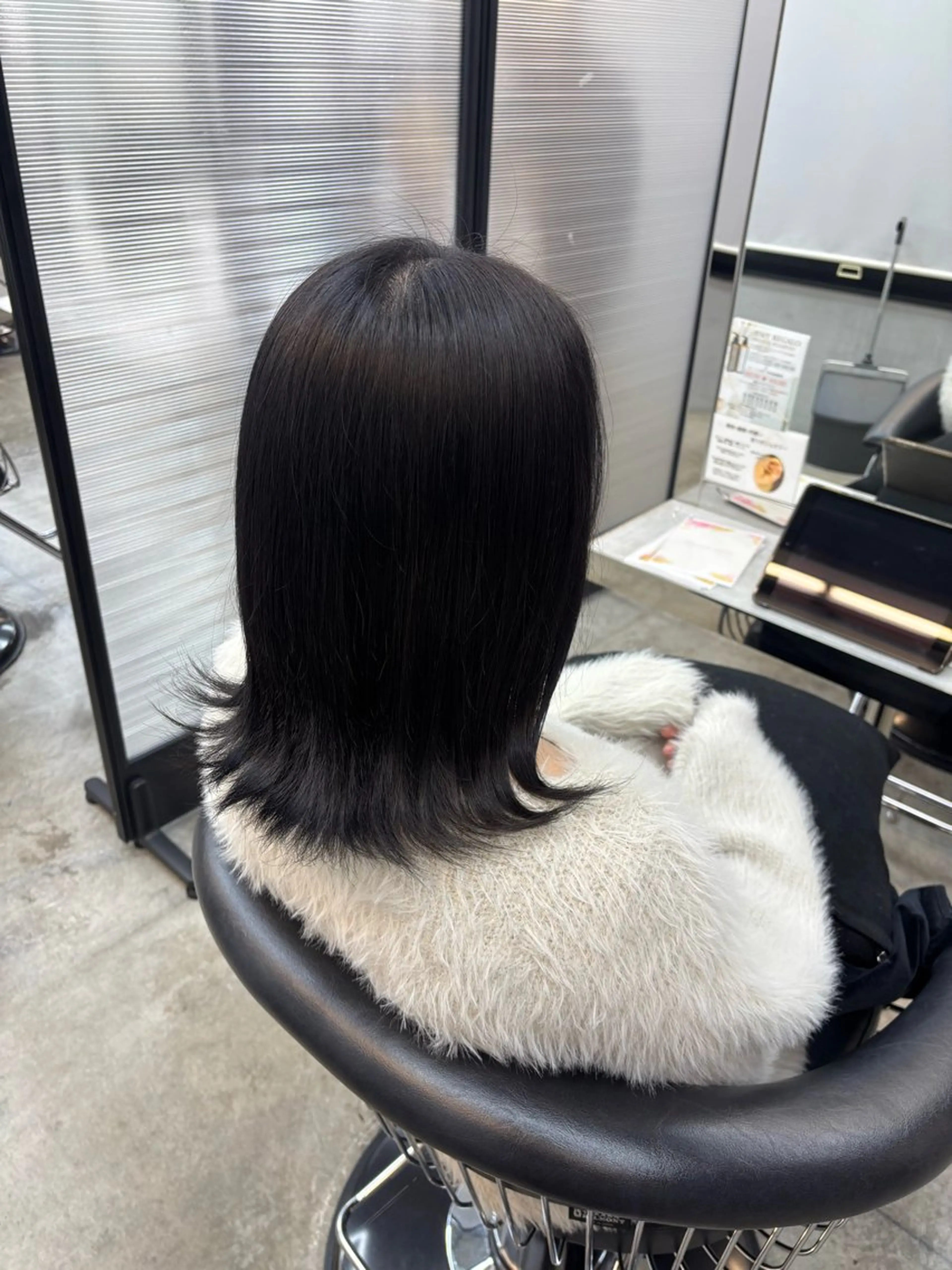 ミディアム ヘアカラー 🫧 艶感カラー 🫧鈴木 夢里のヘアスタイル