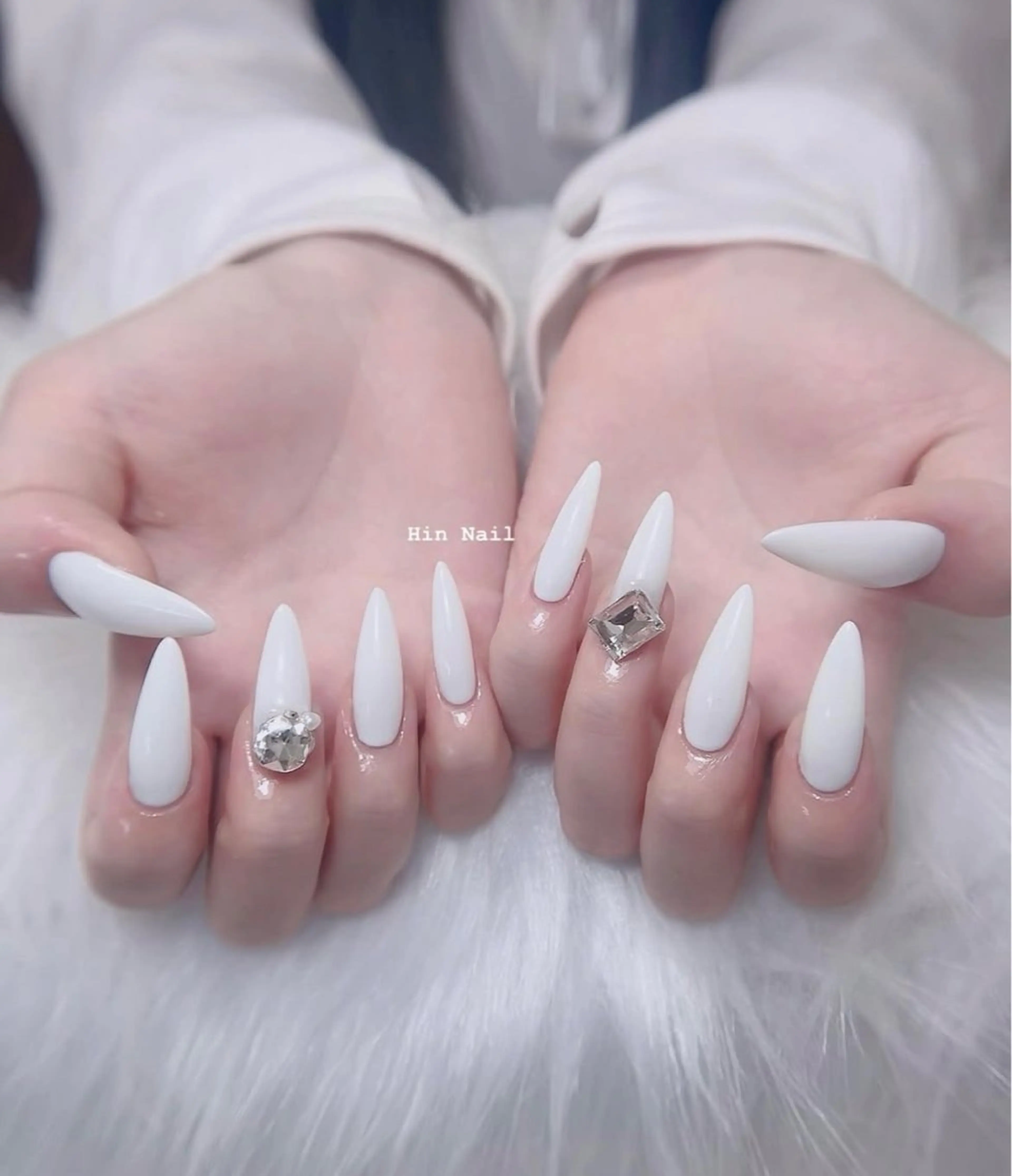 ネイル ハンドネイル Hin  Nail所属・Hin Nail Salonのネイルデザイン