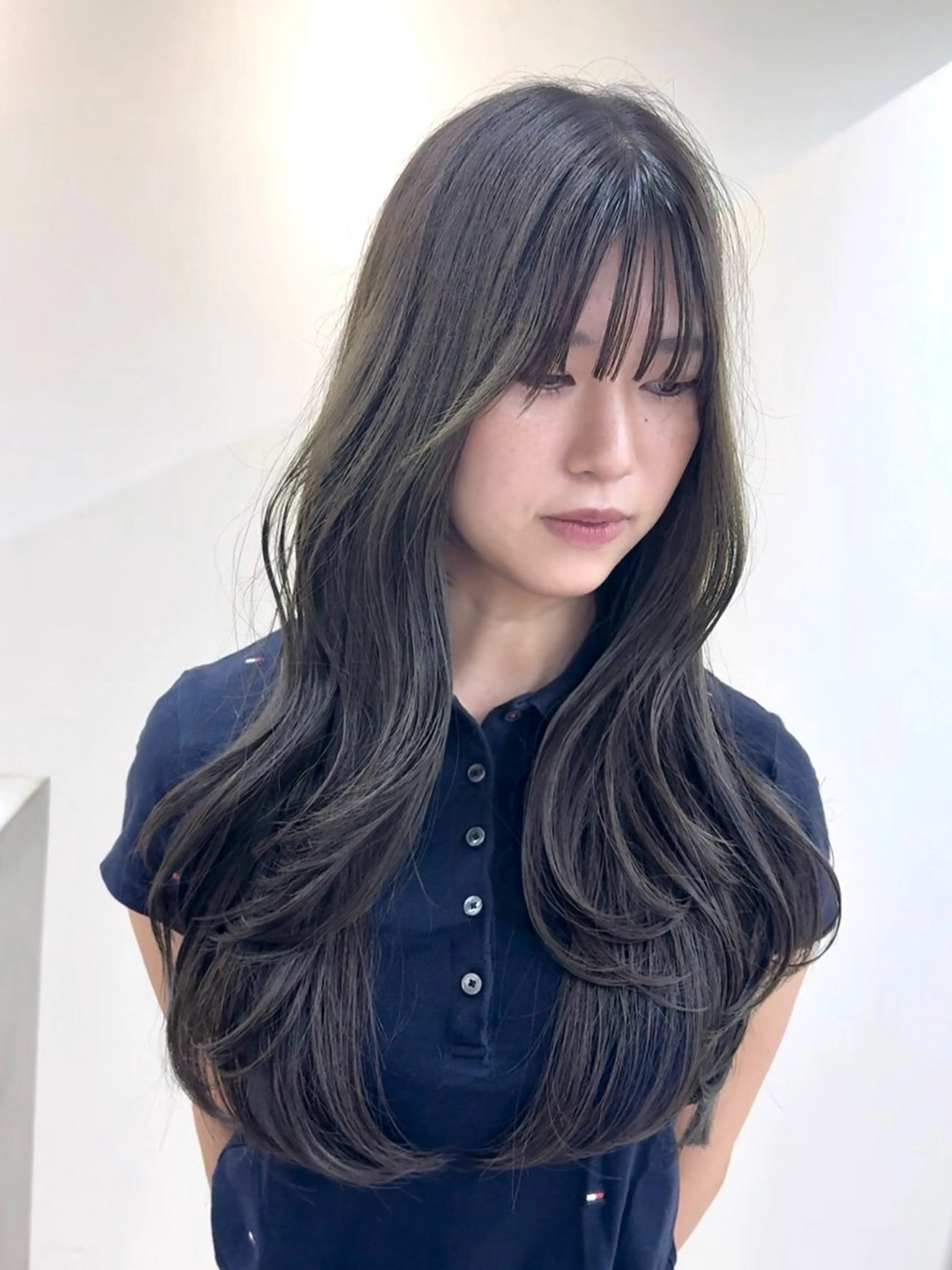 ロング くびれヘア レイヤーカット カット ヘアカラー トリートメント レイヤー×縮毛矯正 深見 拓のヘアスタイル