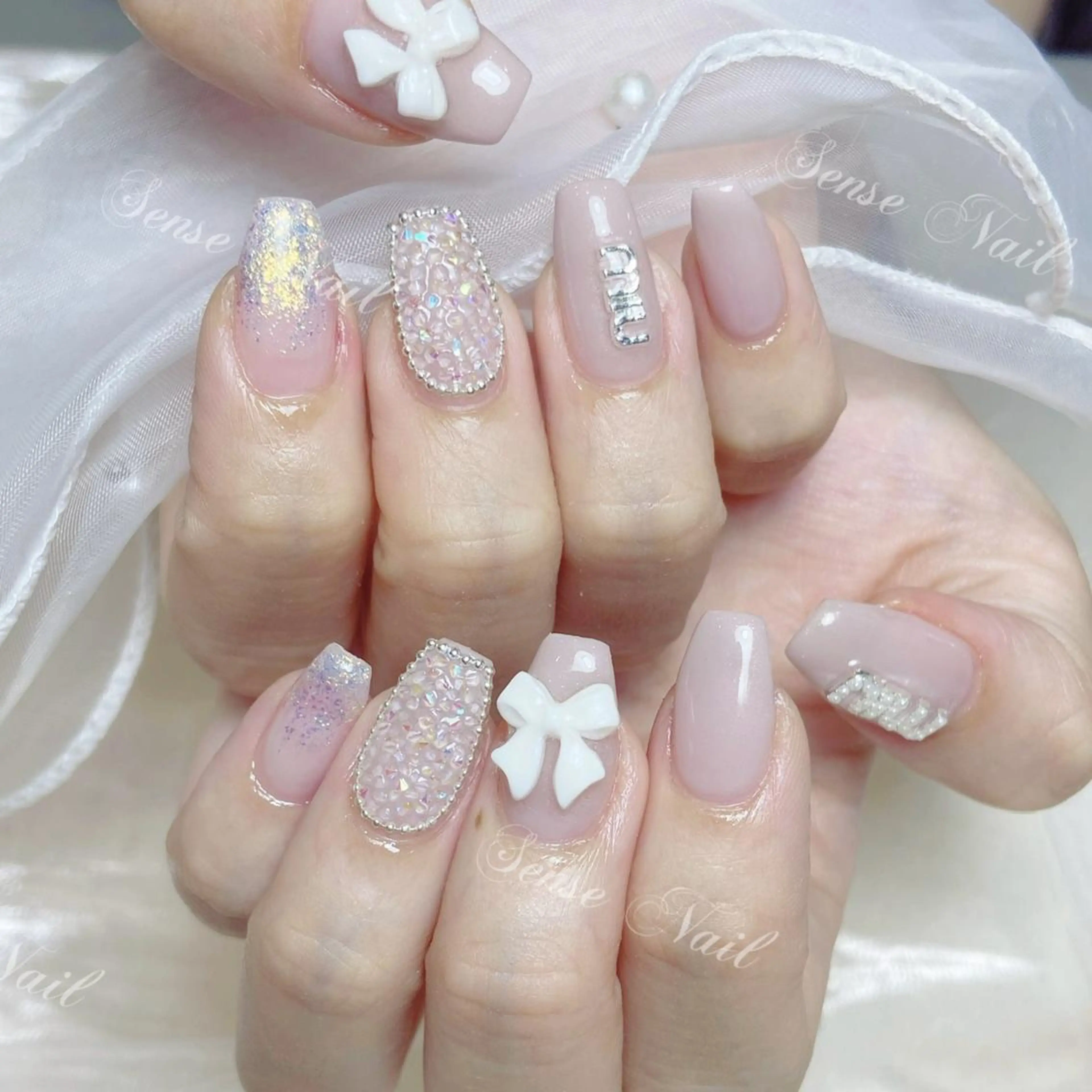 ネイル Kurieitibu 🍬Byu~tīのネイルデザイン