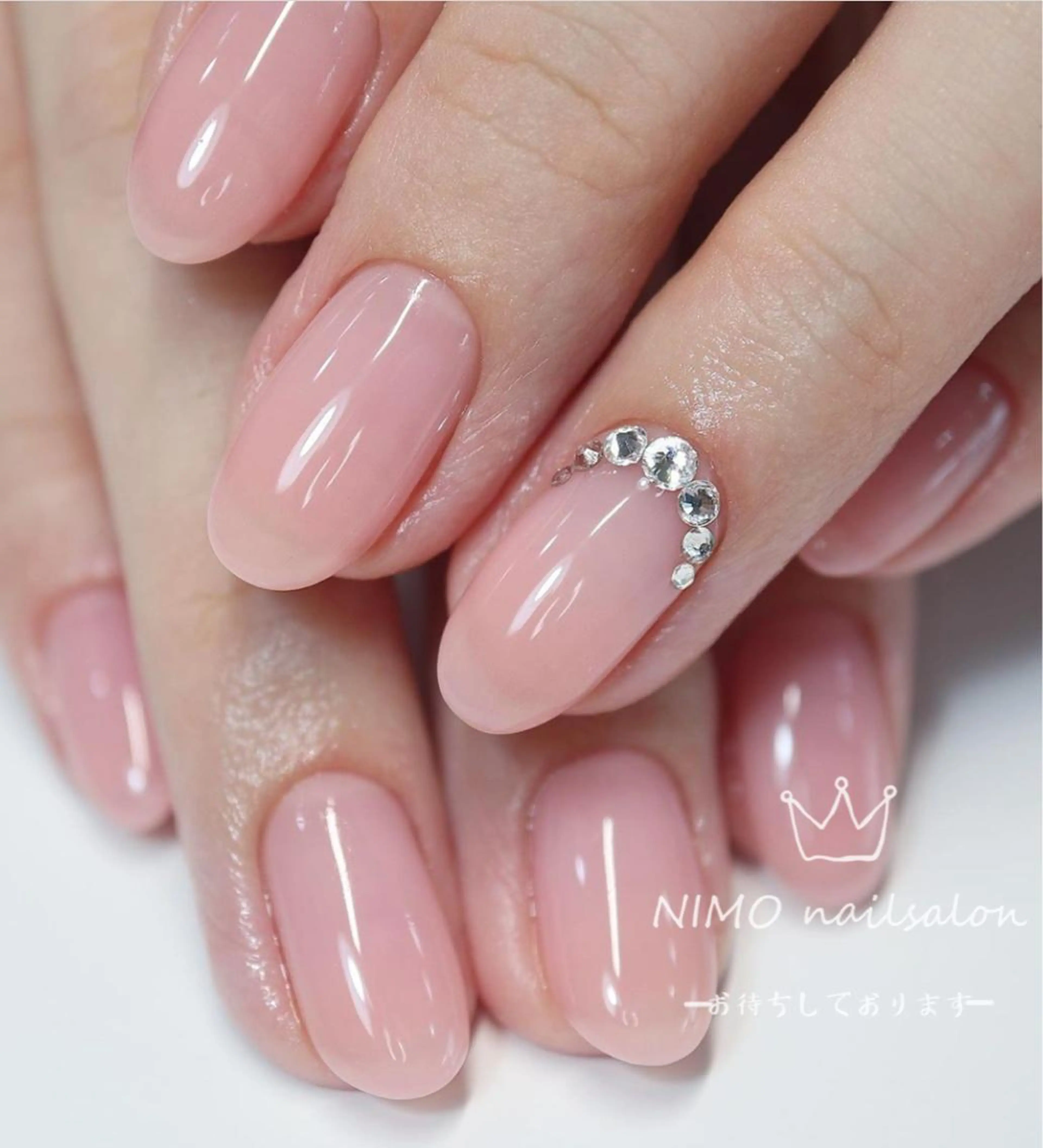 ネイル ワンカラーネイル ストーンネイル ハンドネイル ハンドケア 閨匠ビューティサロン 新橋店♡Ellieのネイルデザイン