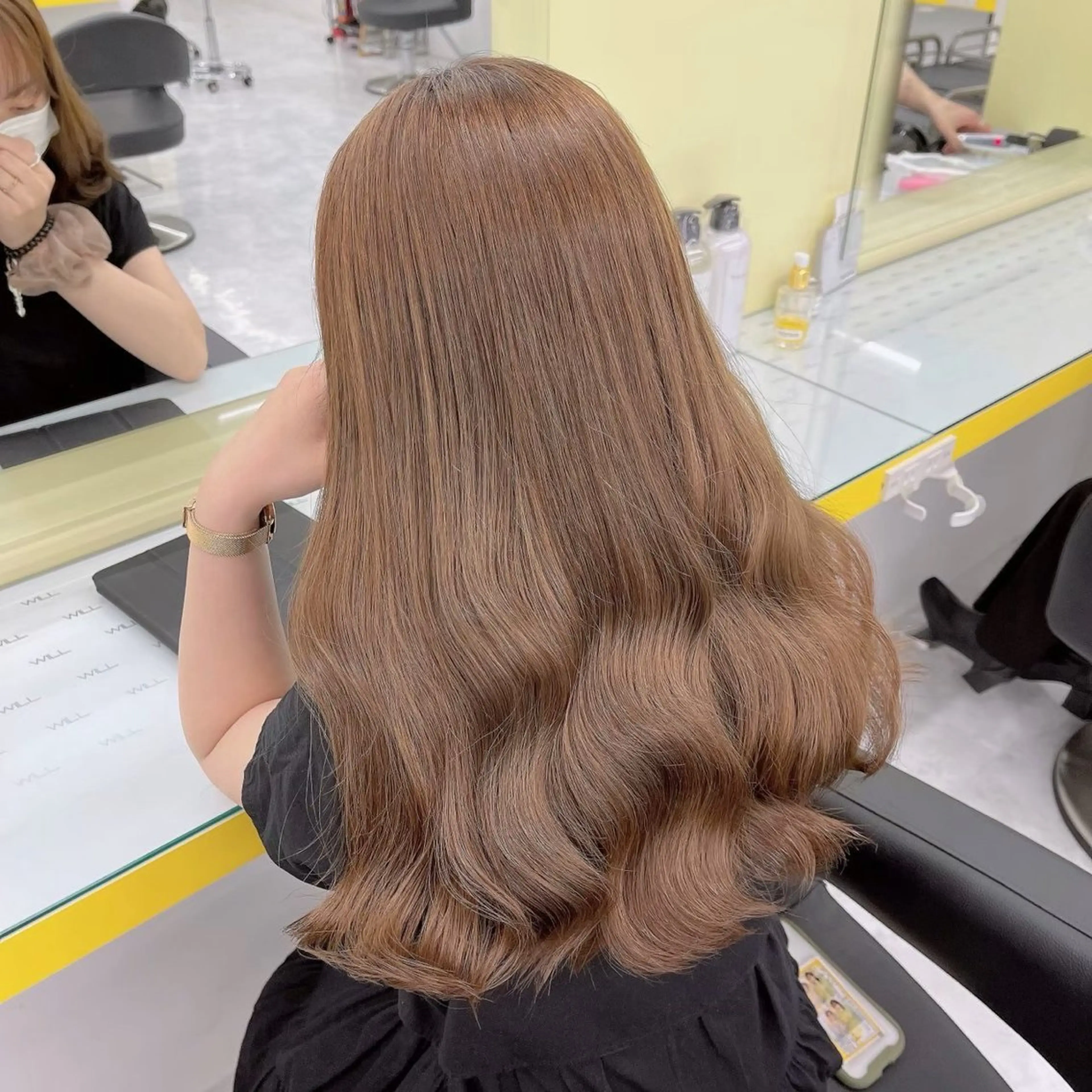 ロング カラー ヘアアレンジ ベージュカラー 透明感カラー 韓国風ヘア カット ヘアカラー トリートメント ヘアセット 💎韓国/ レイヤー カット/ 暖色🫧のヘアスタイル