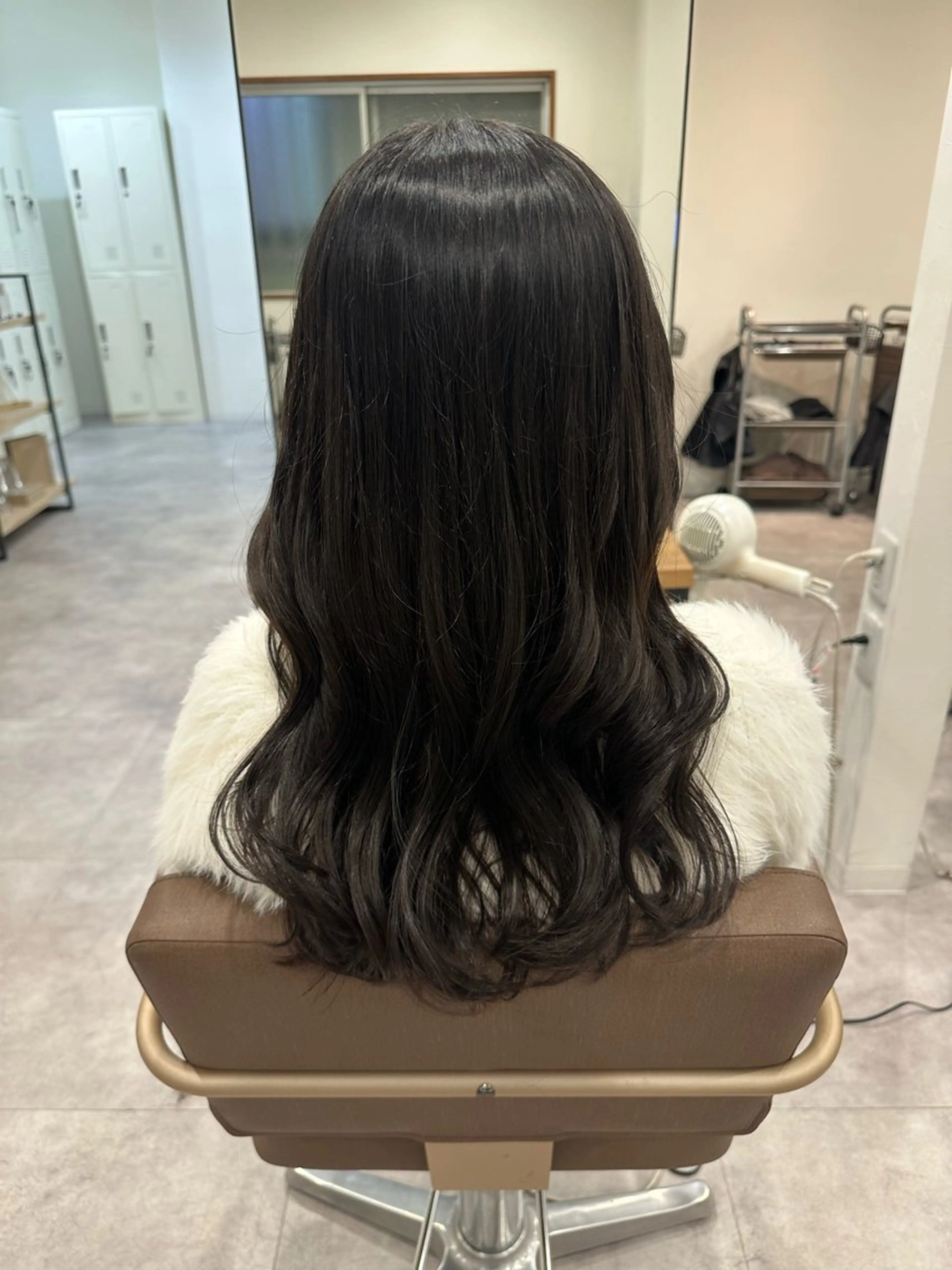 セミロング カット ヘアカラー トリートメント 🫧MANA レイヤーカット🌙のヘアスタイル