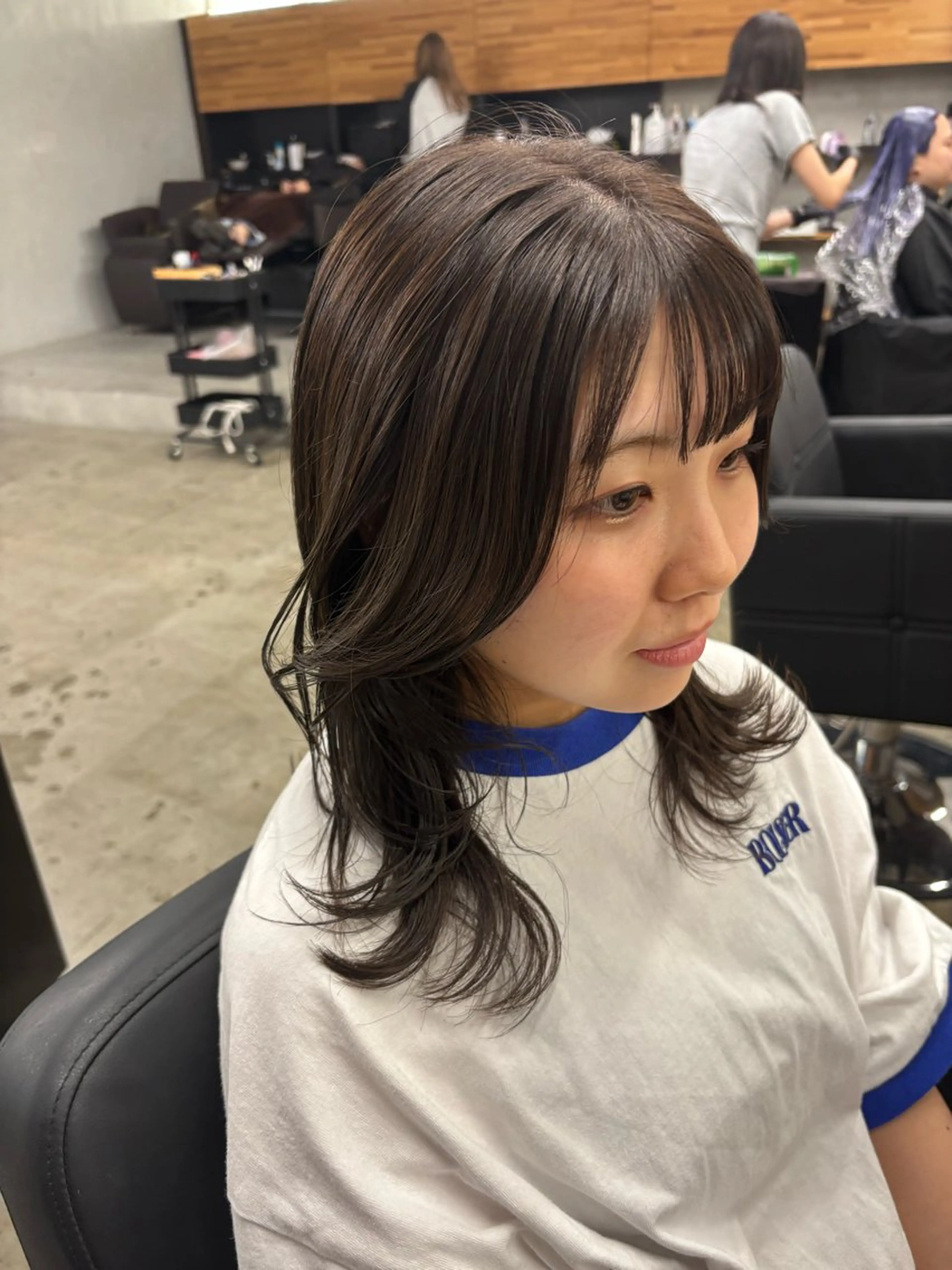 ミディアム カラー mono / Manatoのヘアスタイル