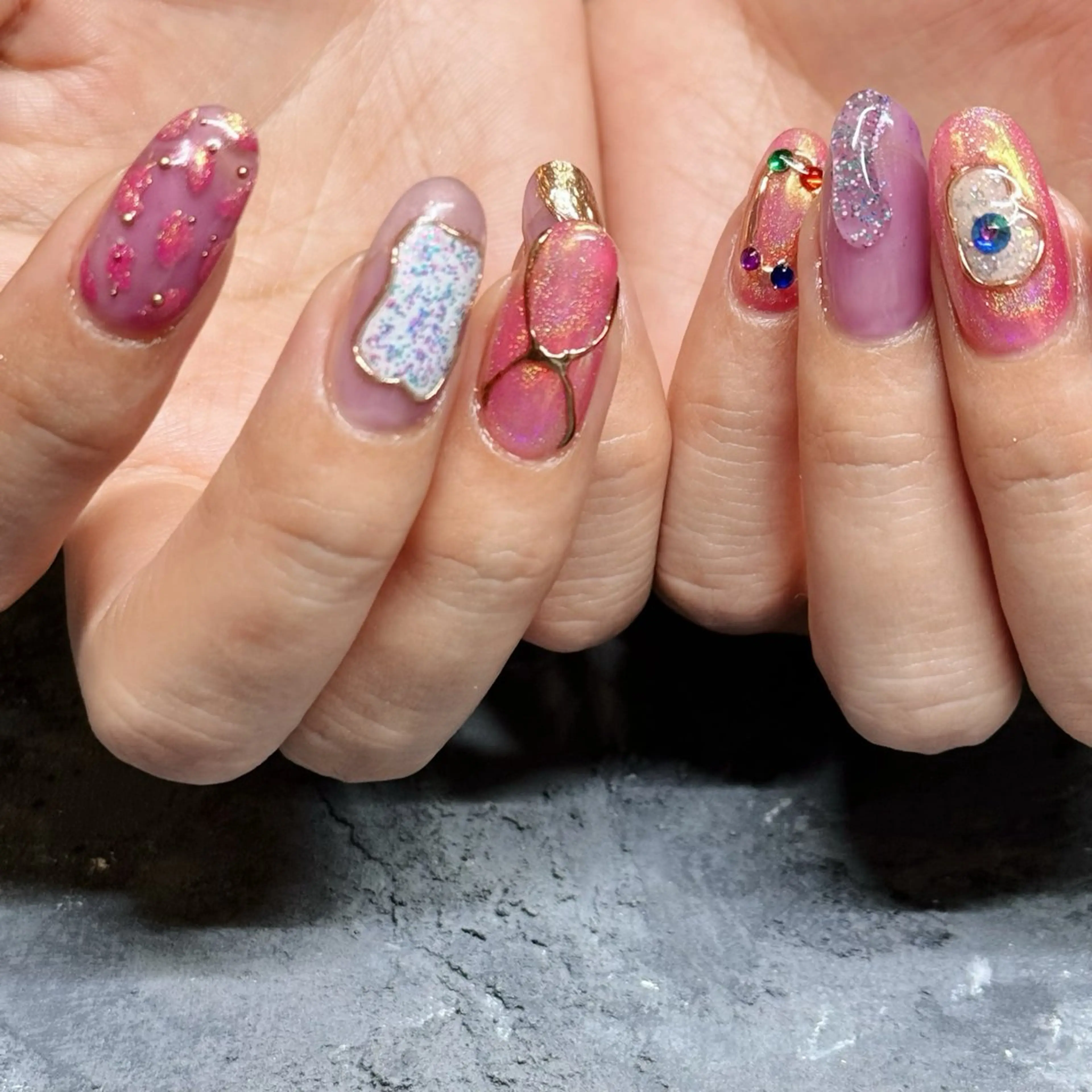 ネイル オーロラネイル ジェルネイル 氷ネイル・うるうるネイル マグネットネイル ミラーネイル VOLLMOND nailのネイルデザイン