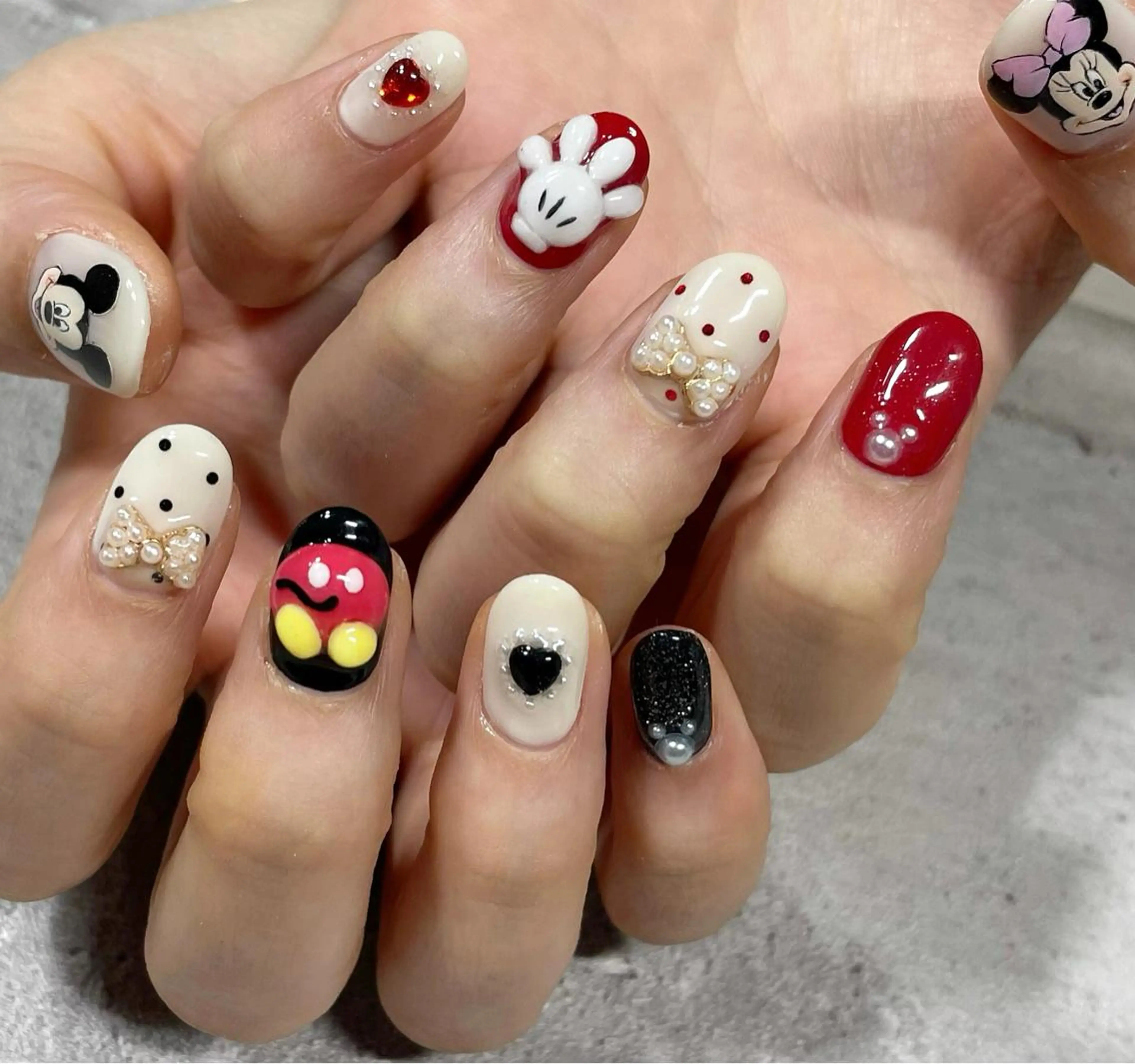 ネイル 東 千夏のネイルデザイン