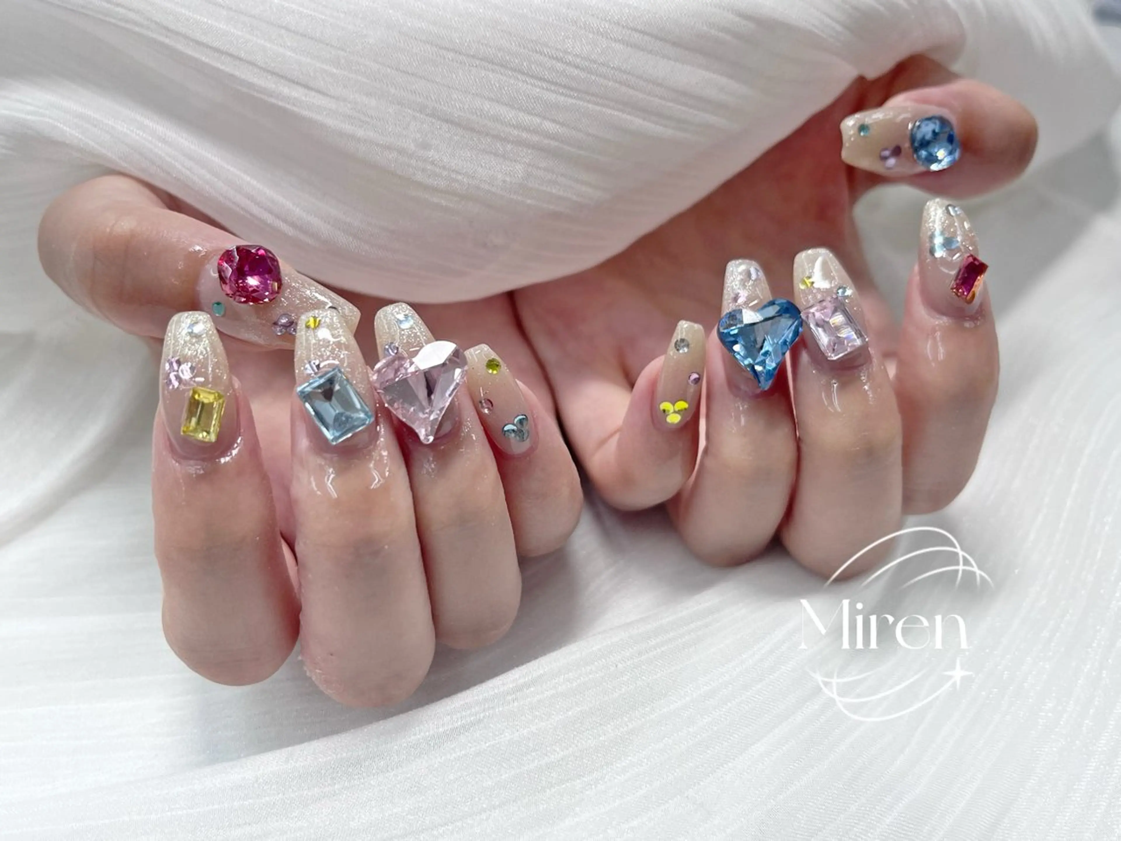 ネイル 🎀Miren 🎀のネイルデザイン