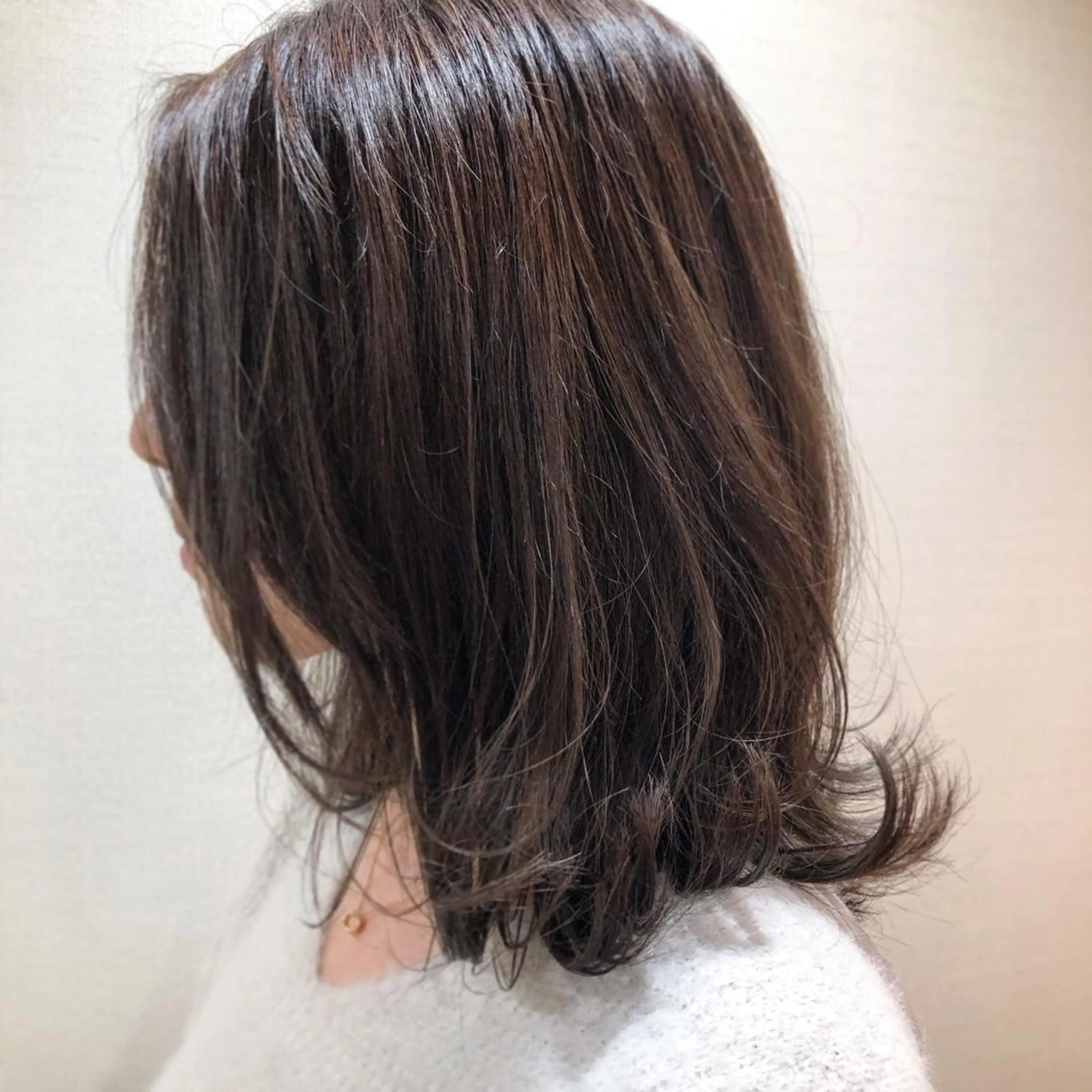 ミディアム ハイライト ニュアンスカラー🫧 加納のヘアスタイル