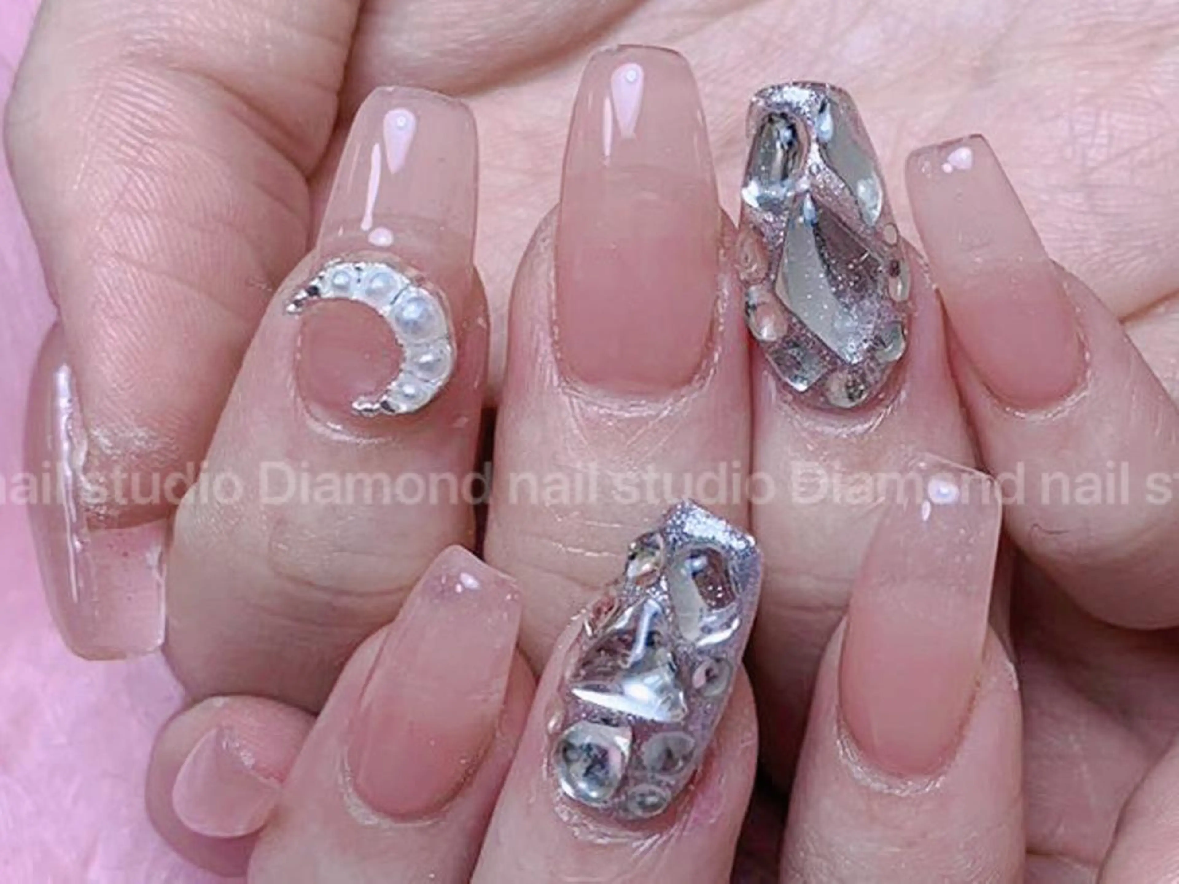 ネイル DIAMOND 💦のネイルデザイン