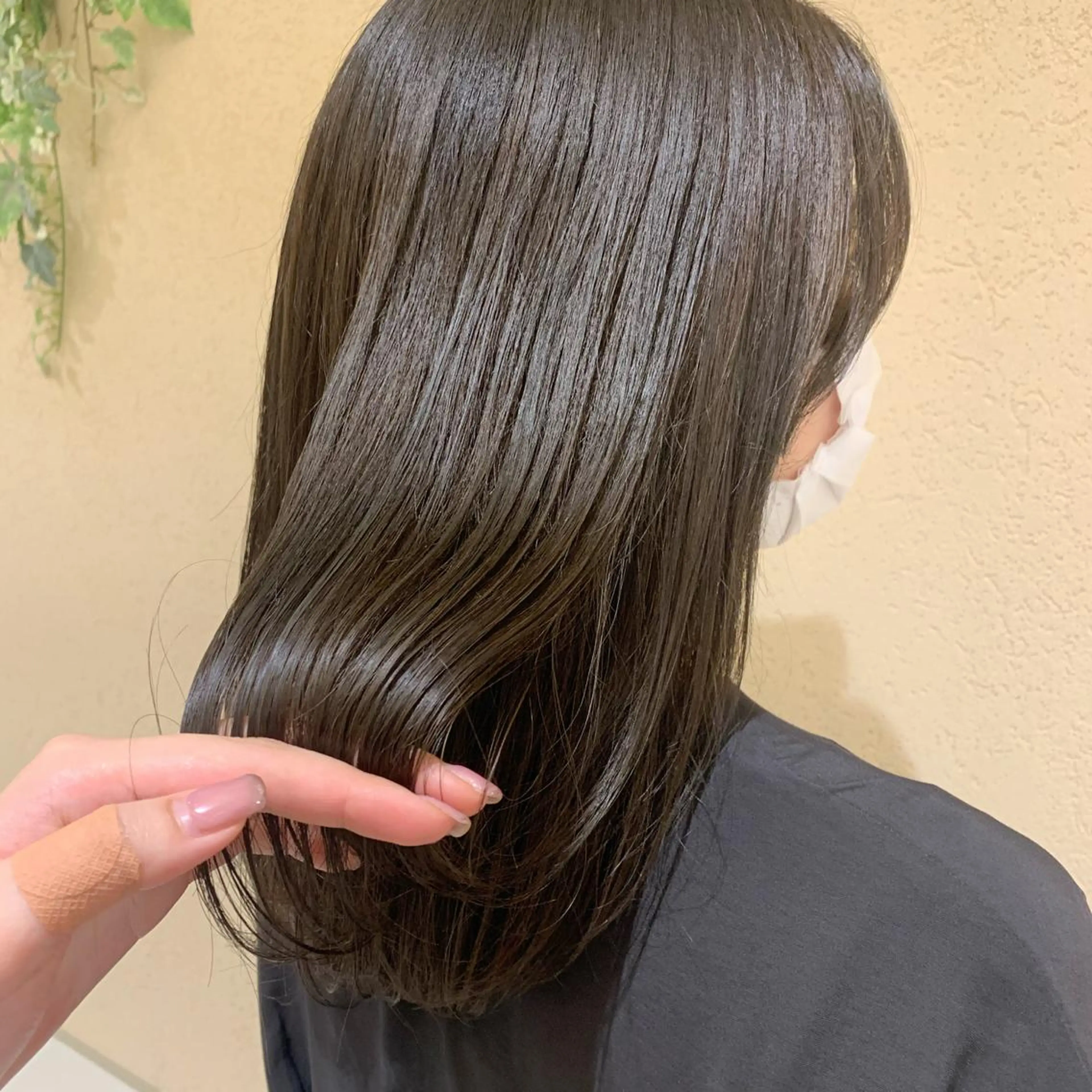 セミロング カラー 透明感カラー ハイライトカラー ハイライト GO TODAY SHAiRE SALON所属・𝒢𝒾𝓇𝓁𝓎 ⑅　𝓎𝓊𝓀𝒶のヘアスタイル