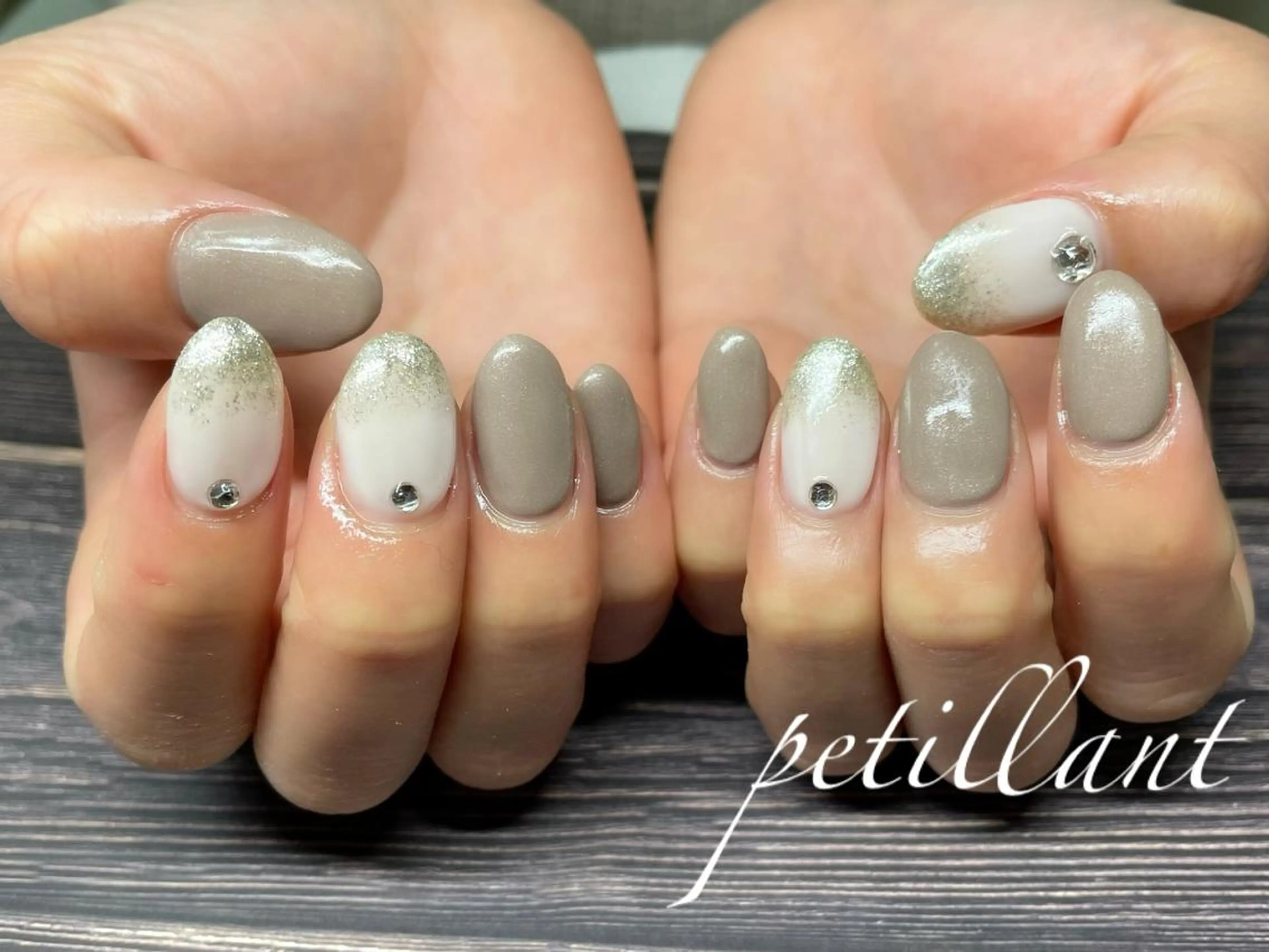 ネイル キラキラネイル ラメ(グリッター) ハンドネイル ハンドケア petillant所属・nail salon petillantのネイルデザイン