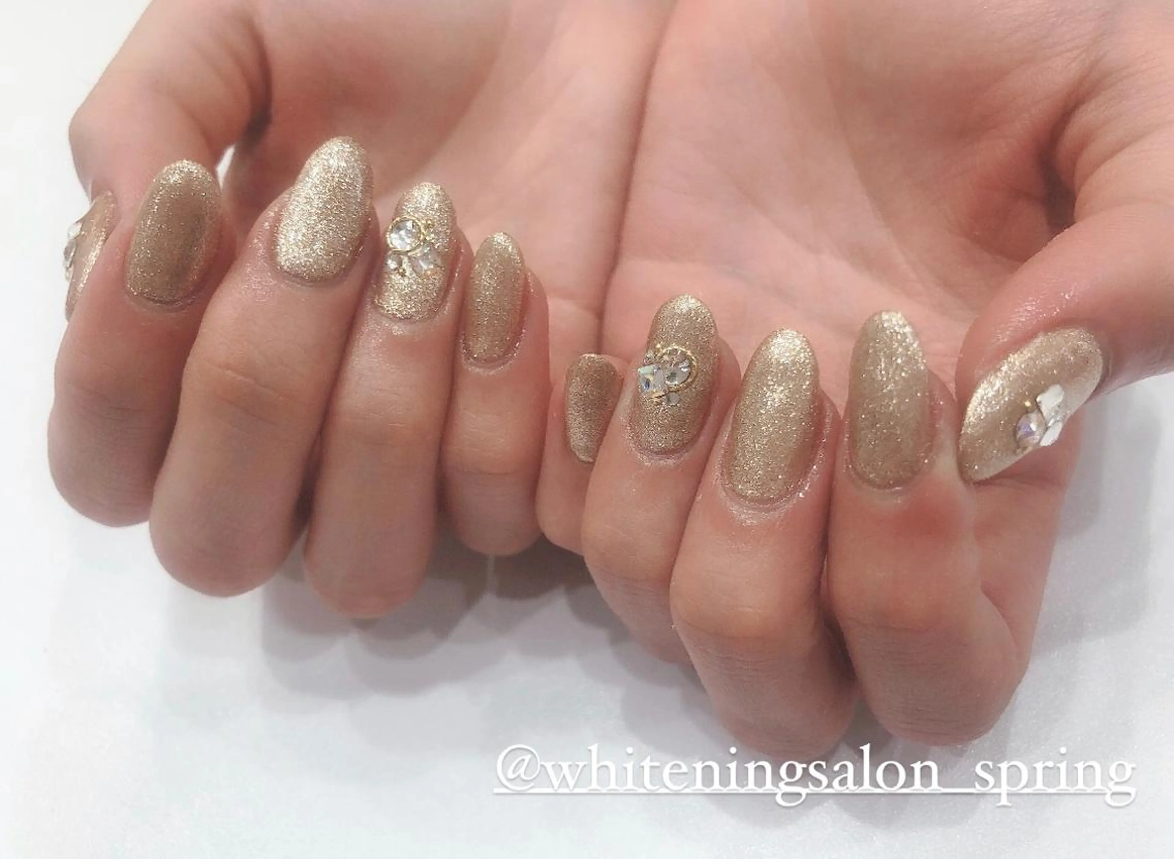 ネイル Nakao Hitomiのネイルデザイン