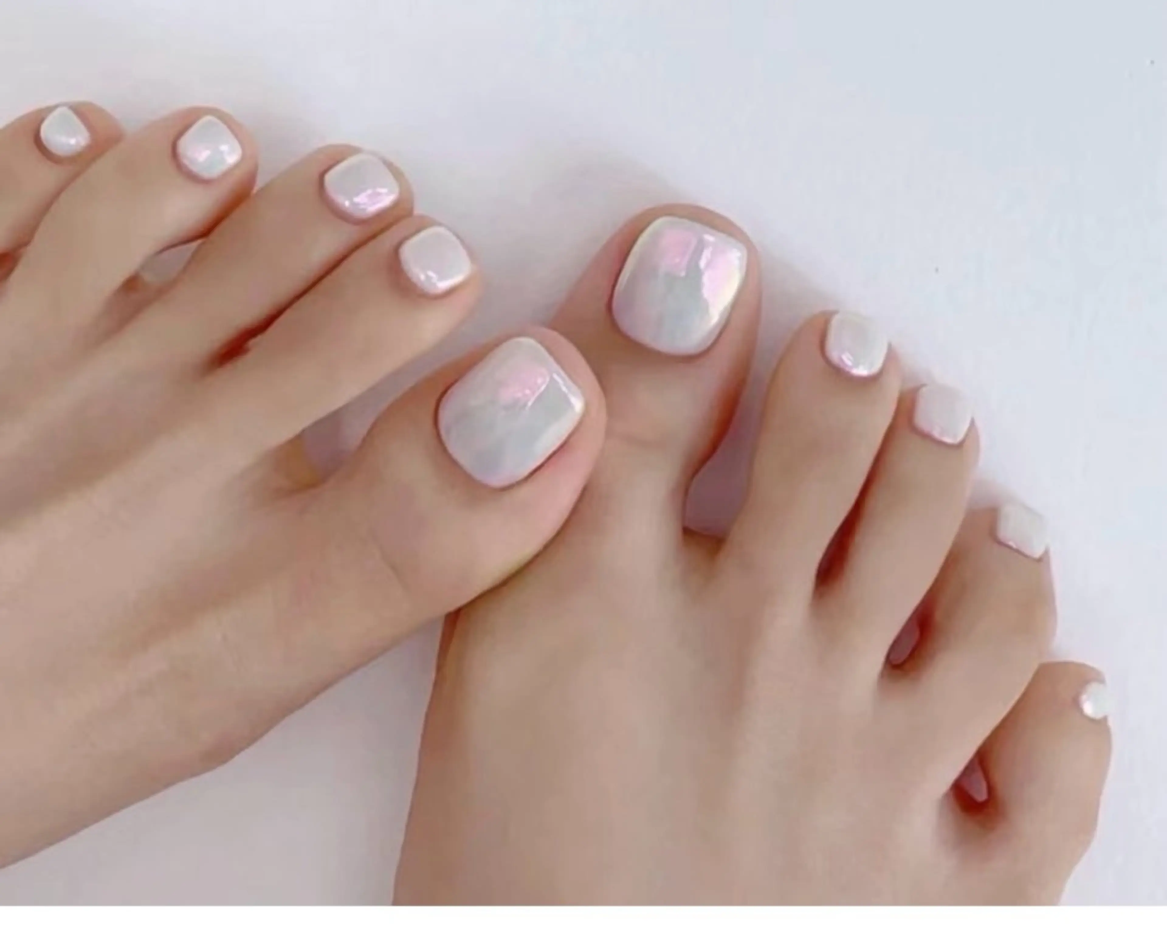 フットネイルマグネット❓ミラー❓ホロの写真