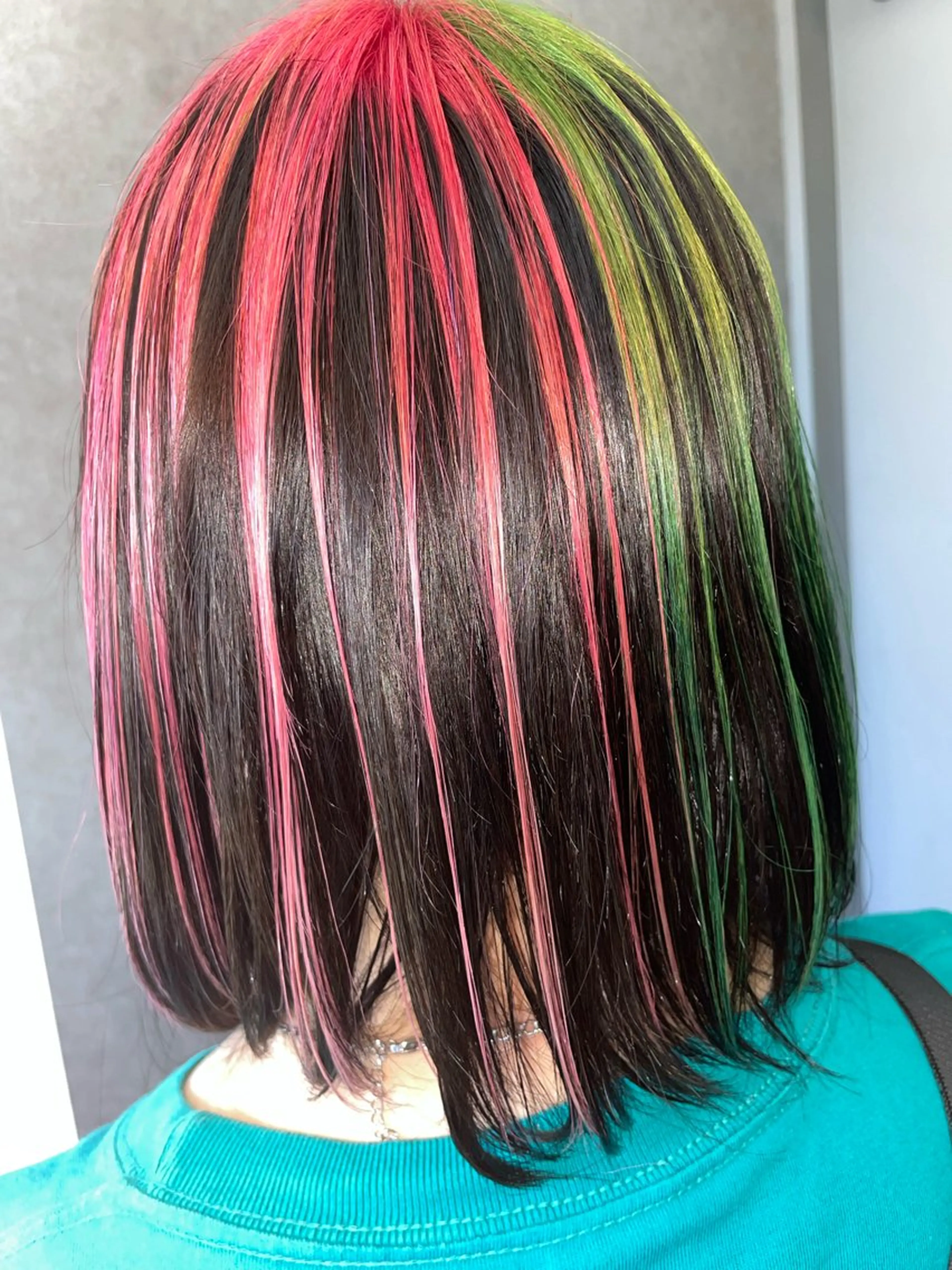 ショート カラー ゾートスサロンモガ所属・スタイリスト まきのヘアスタイル