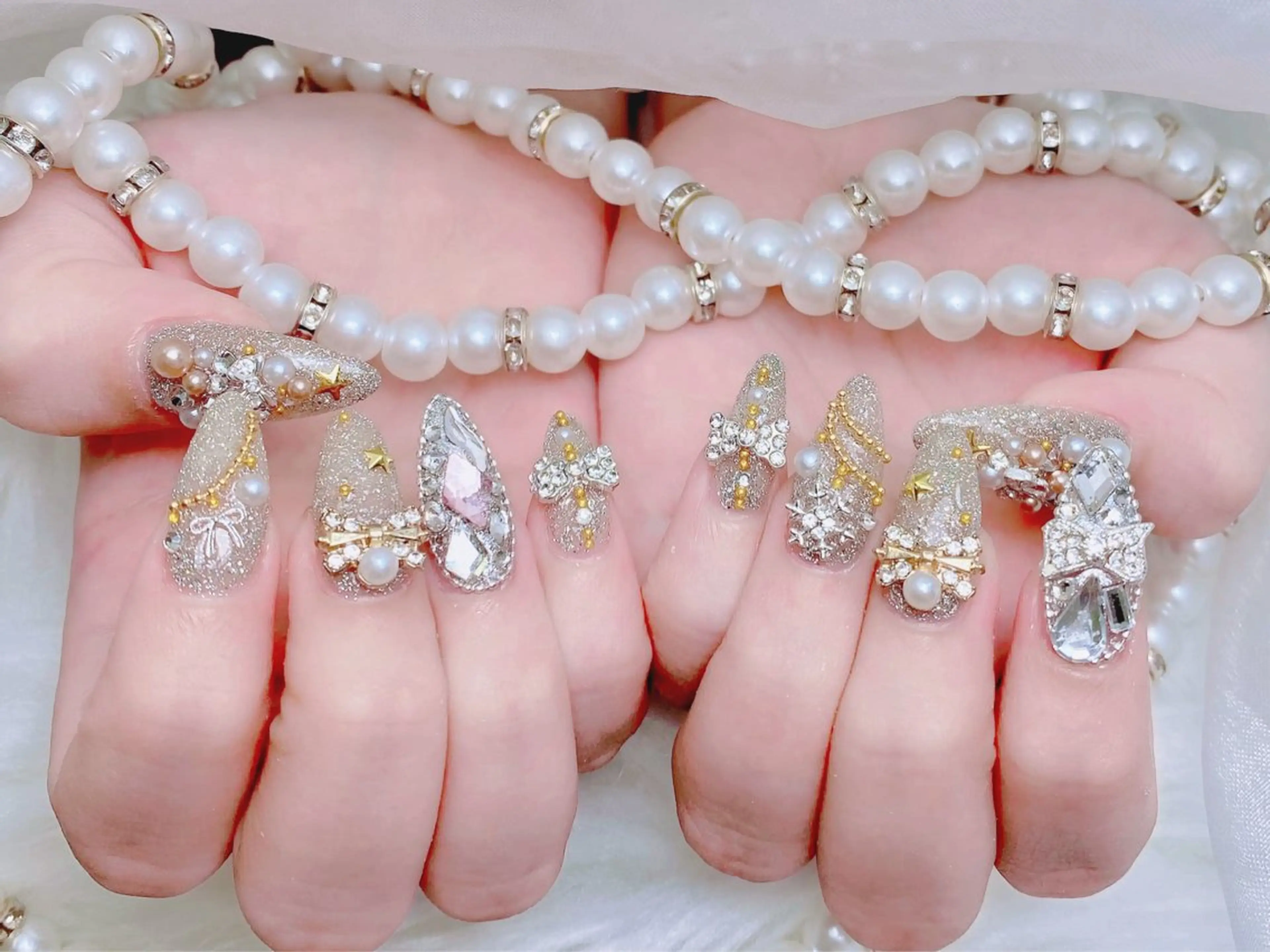 ネイル 成人式 ジェルネイル ロングネイル マグネットネイル ミディアムネイル ハンドネイル MoMoA Nail ネイル長さ出し専門店のネイルデザイン