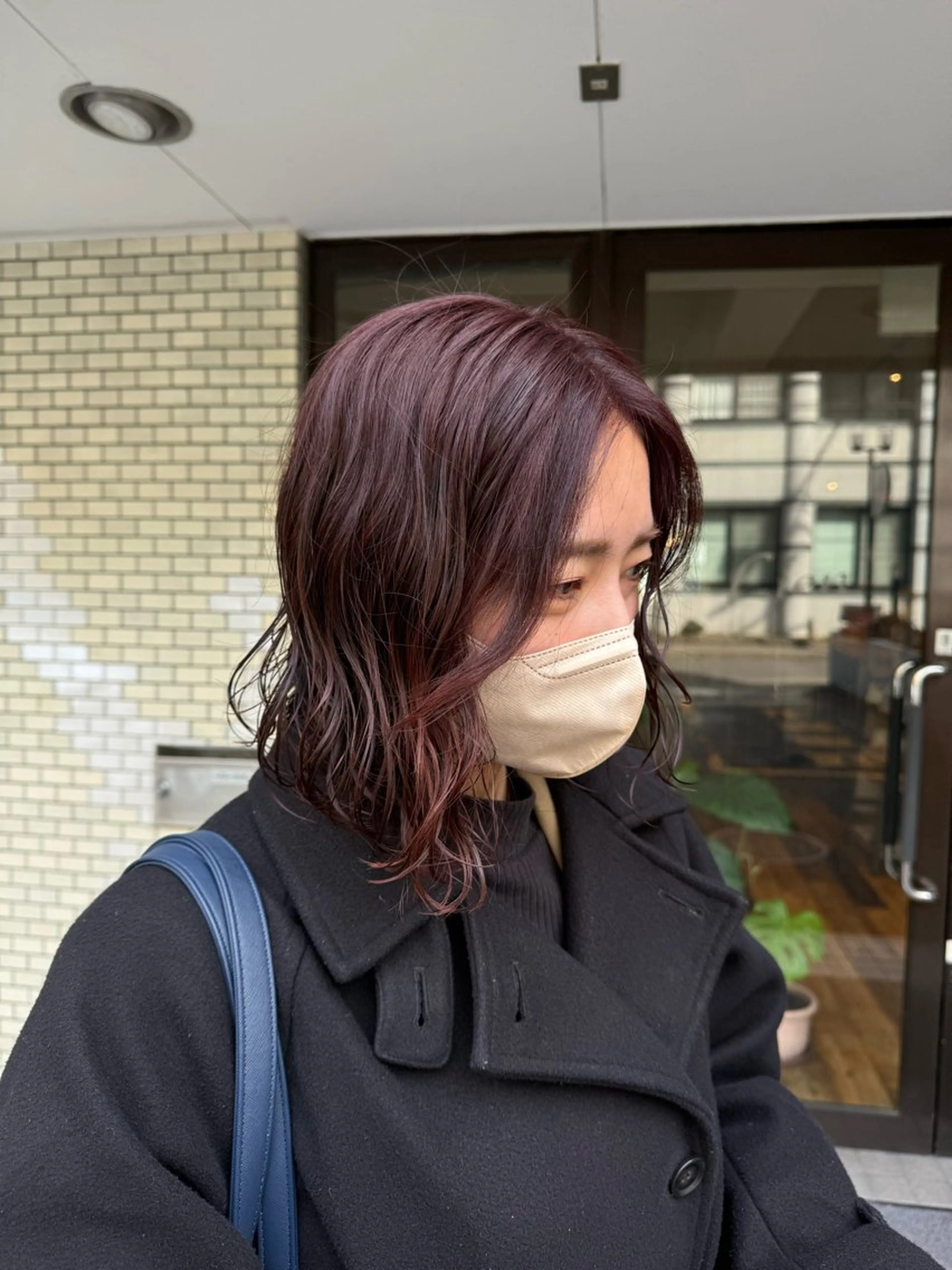 ミディアム カラー パーマ ミディアムパーマ ブリーチ ラベンダーカラー ラベンダーピンク ブリーチなしカラー ヘアメイクリアン所属・小松 莉夏子のヘアスタイル